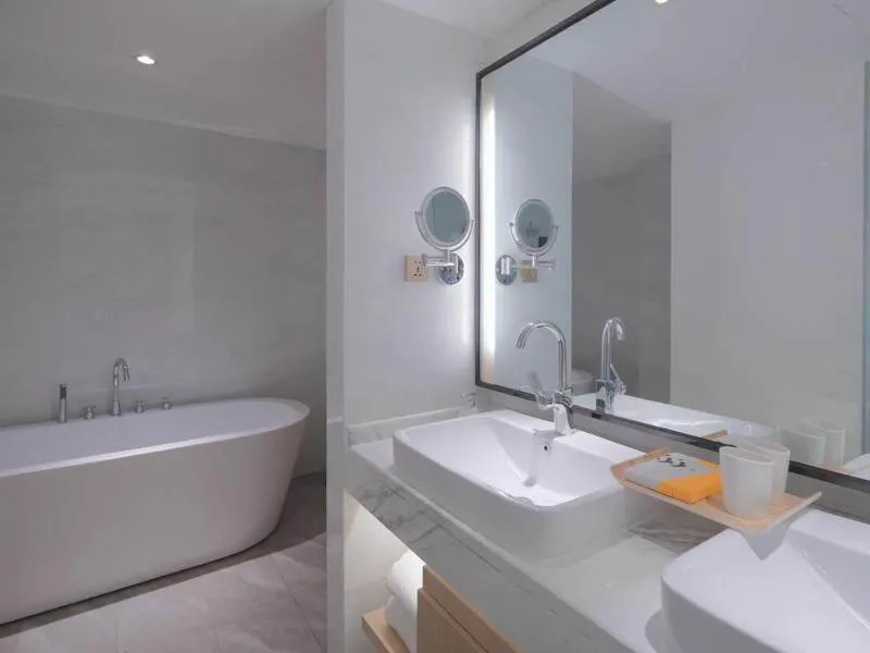 Kyriad Marvelous Hotel Suzhou Wujiang People Square