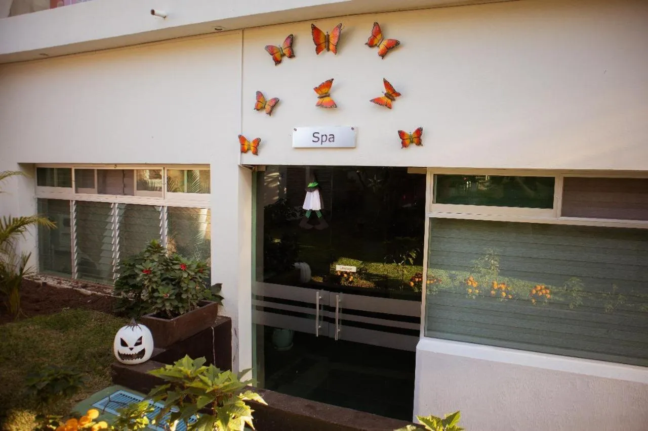 Property building in Hotel del Pescador