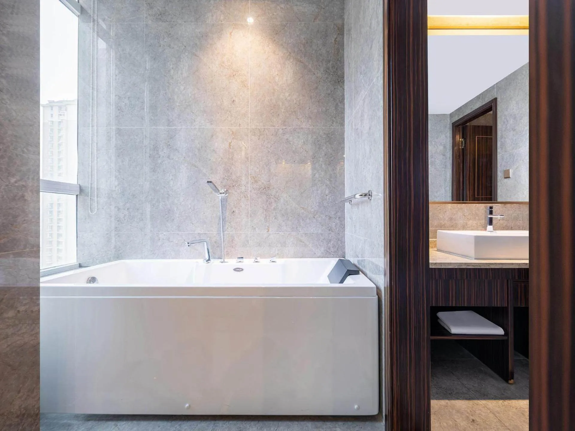 Kyriad Marvelous Hotel Weihai Railway Station