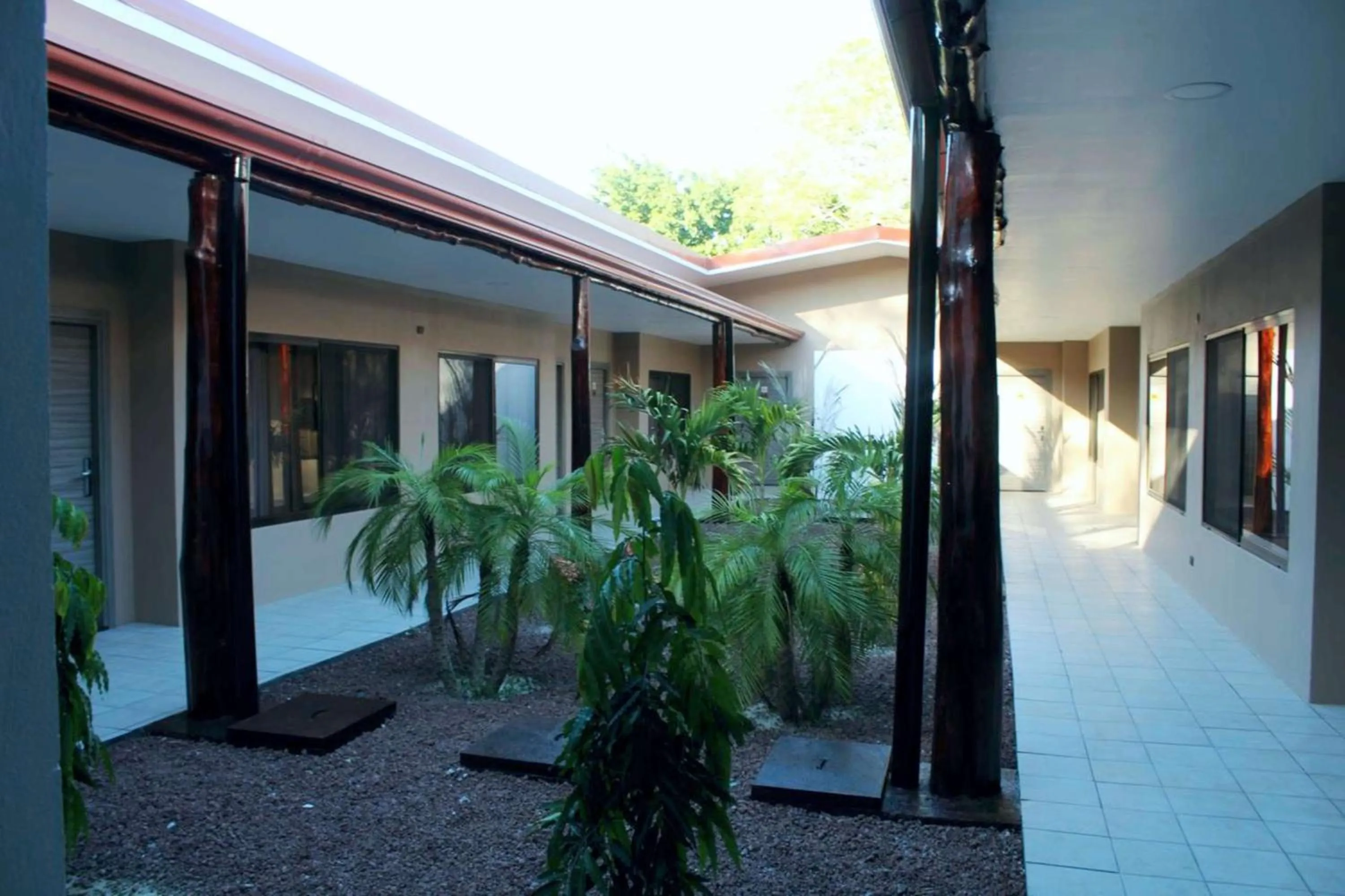 Property building in Best Western El Sitio Hotel
