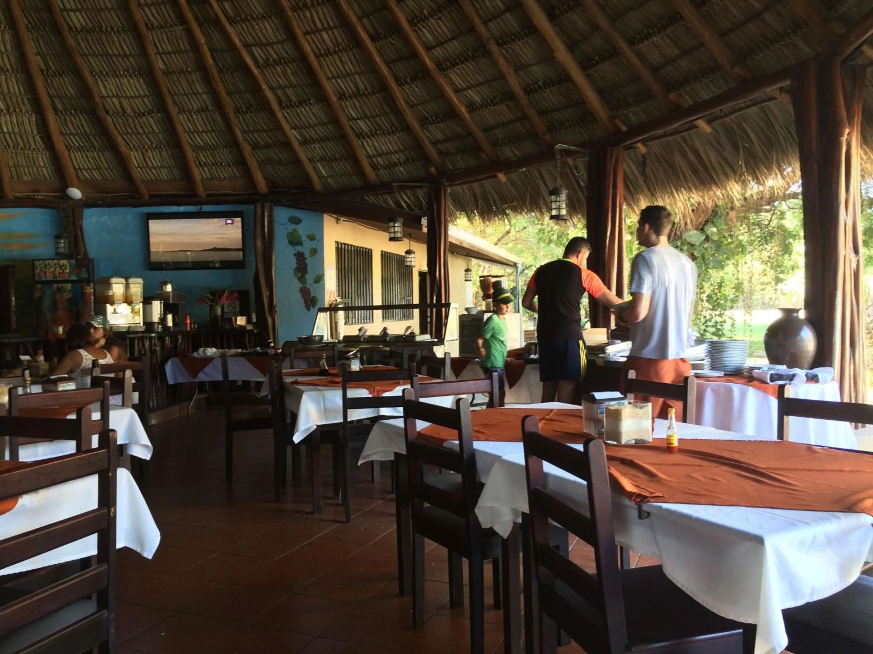 Restaurant/places to eat in Best Western El Sitio Hotel