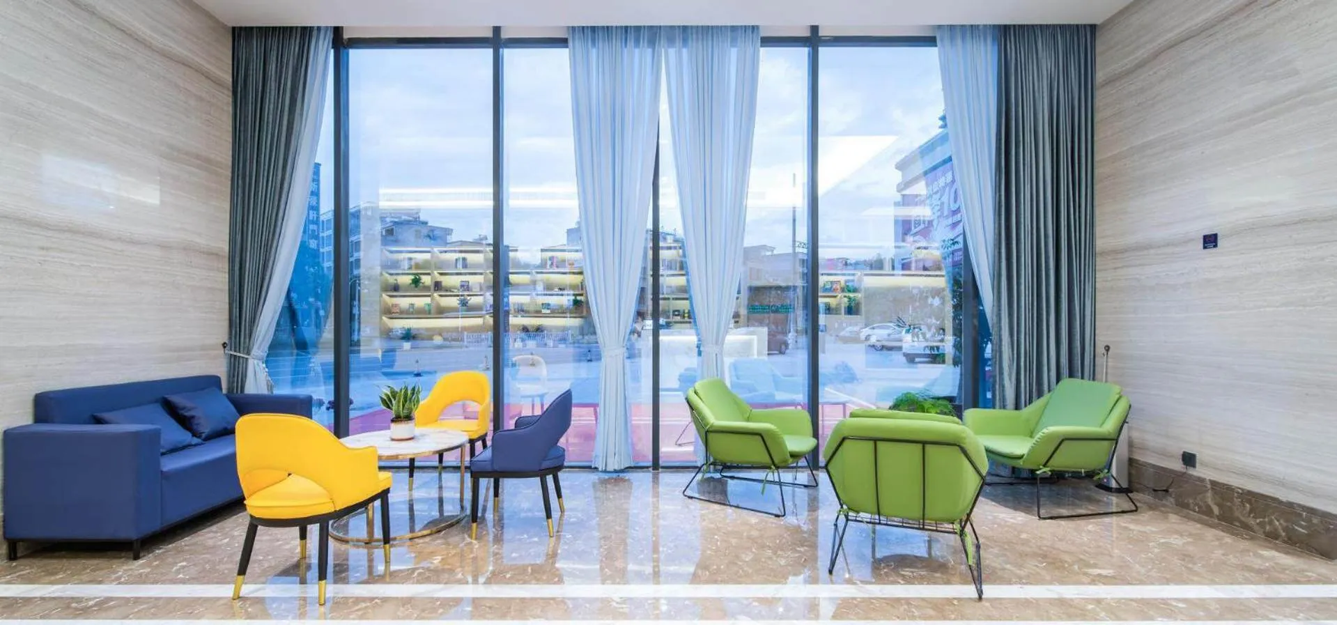 Kyriad Marvelous Hotel Heyuan Zijin Wanhui Plaza