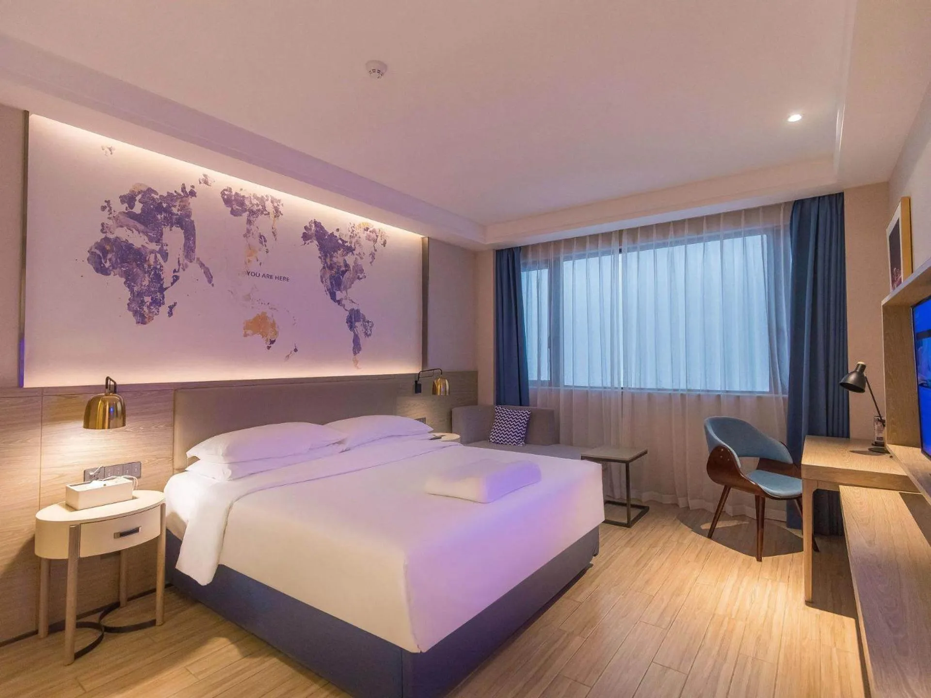 Bed in Kyriad Marvelous Hotel Shenzhen Linheng Plaza Liuyue Subway Station