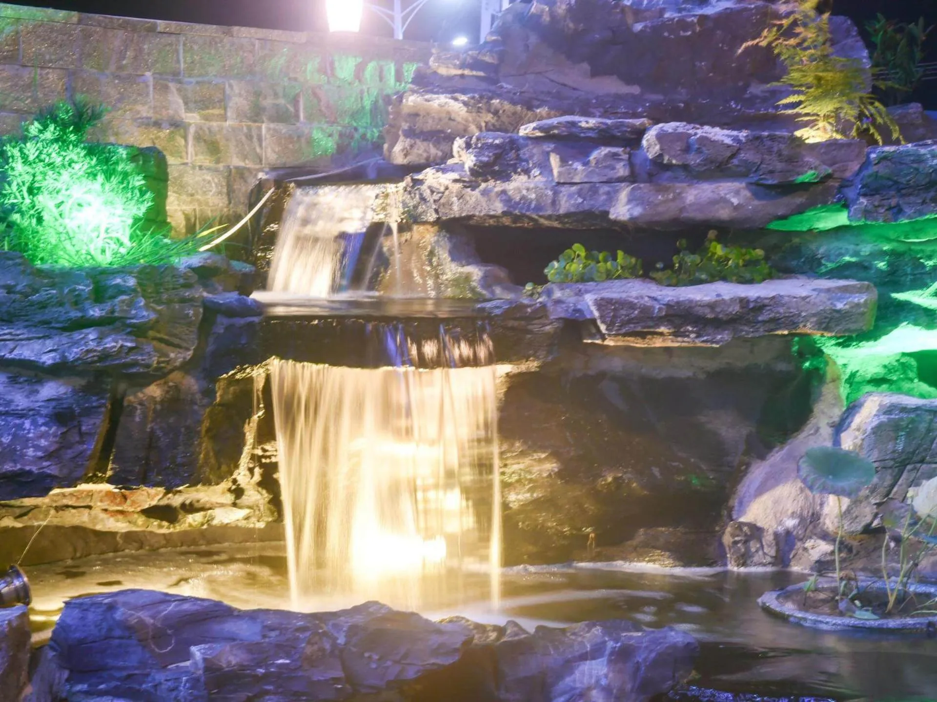 Kyriad Marvelous Hotel Luoding Ring City East Road