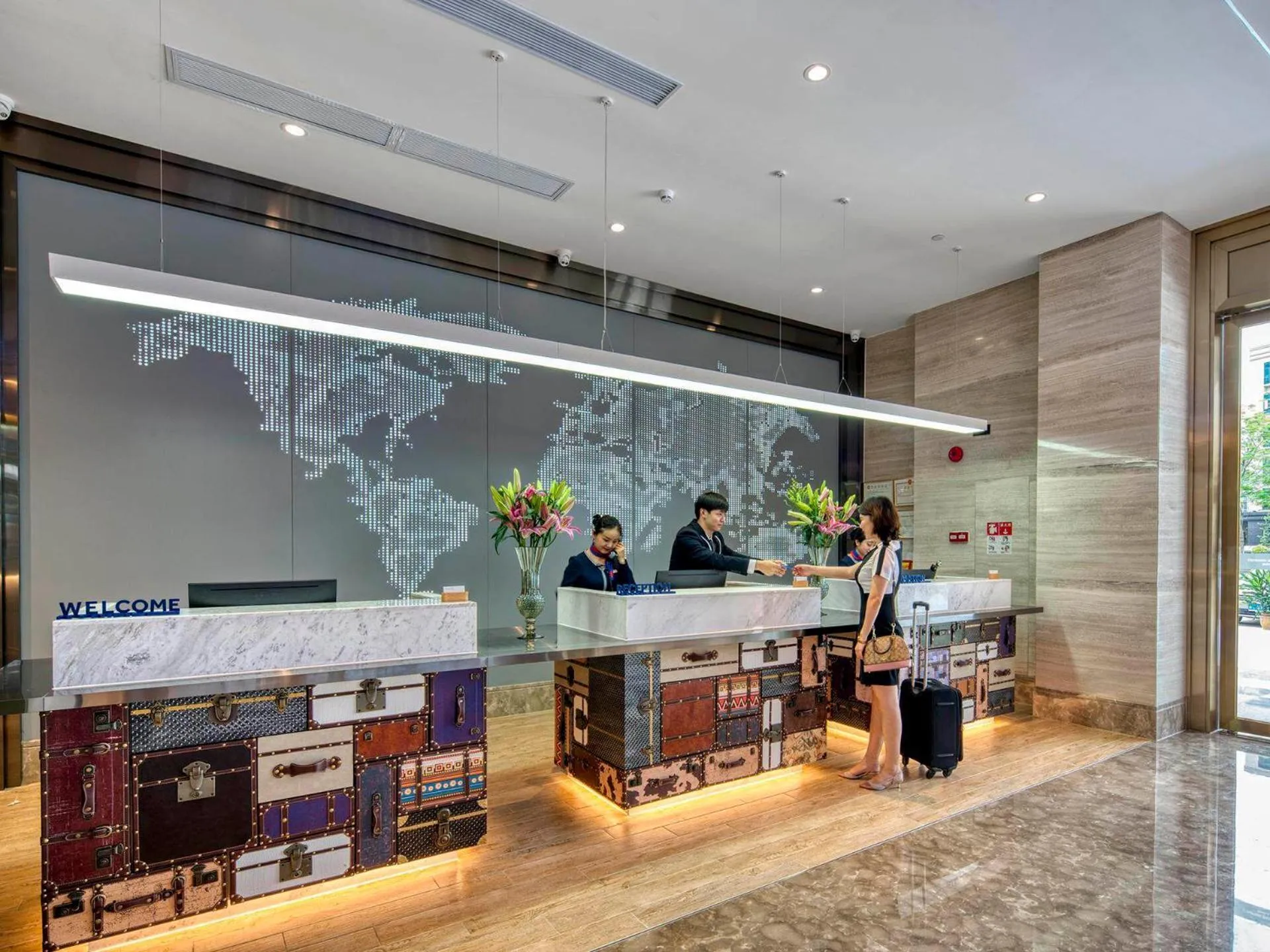 Kyriad Marvelous Hotel Luoding Ring City East Road