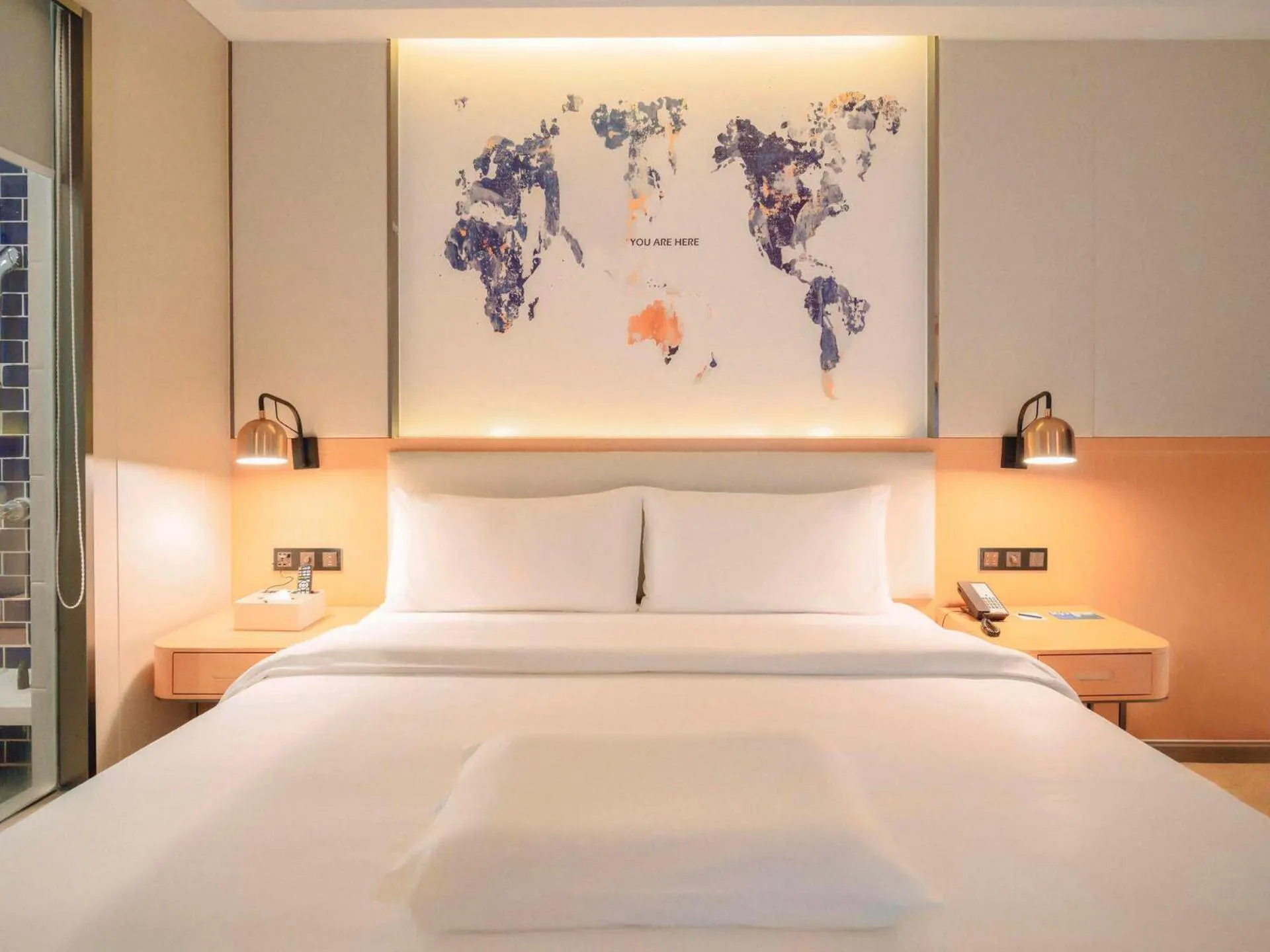 Bed in Kyriad Marvelous Hotel Zhongshan South District Conference Centre