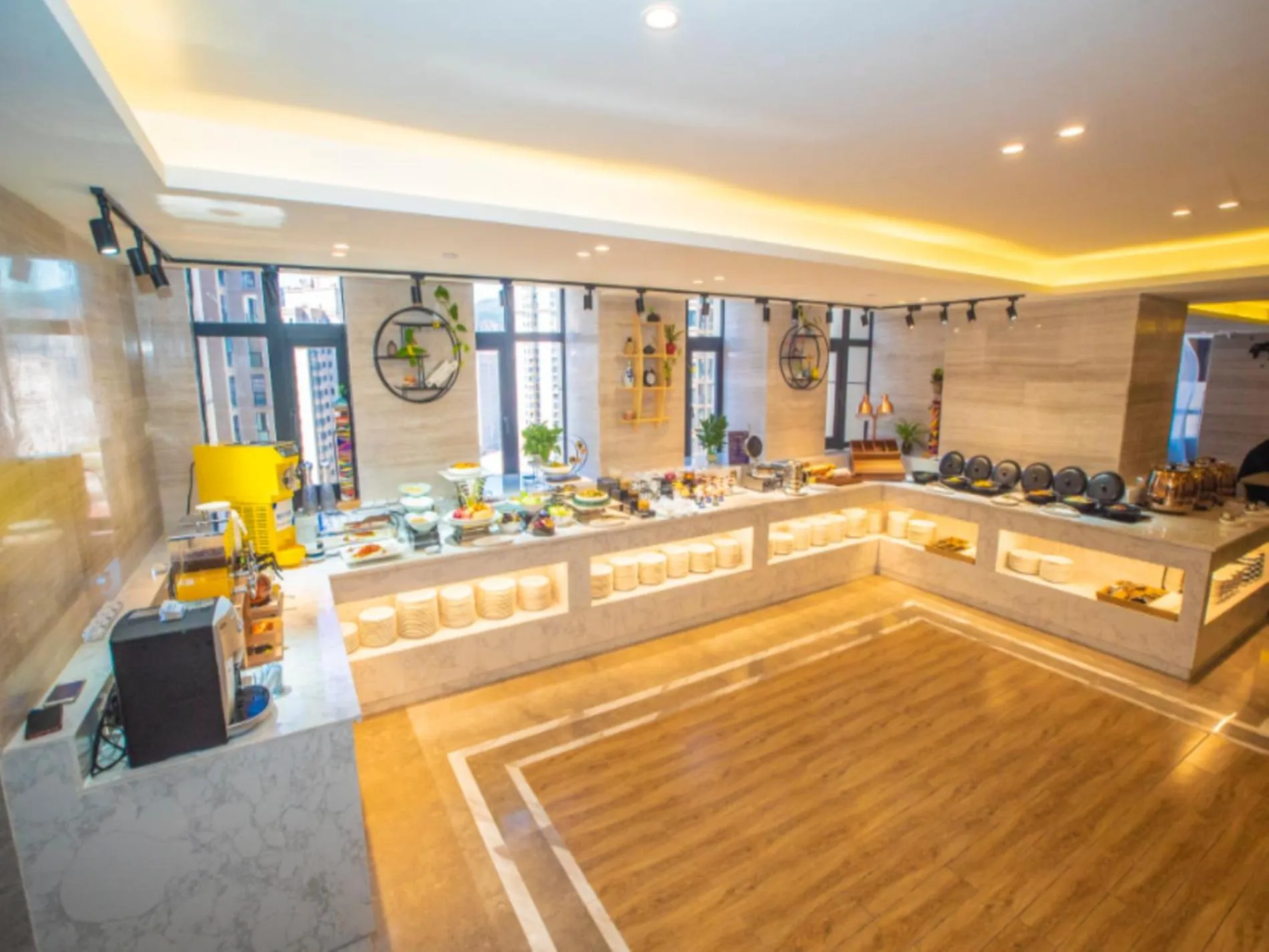 Kyriad Marvelous Hotel Kunming High-Tech Zone Wuyue Plaza