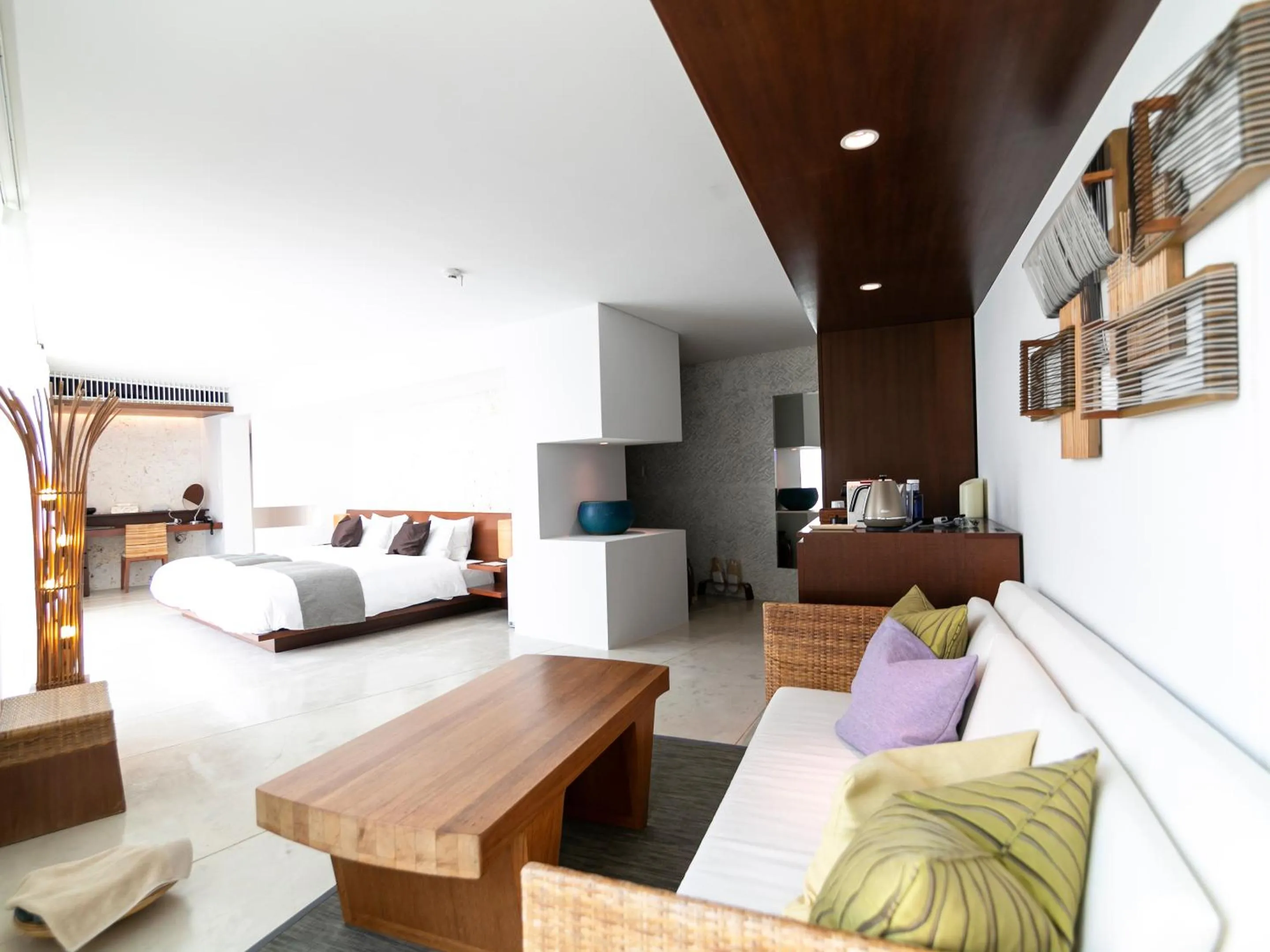 TV and multimedia, Bed in Jusandi