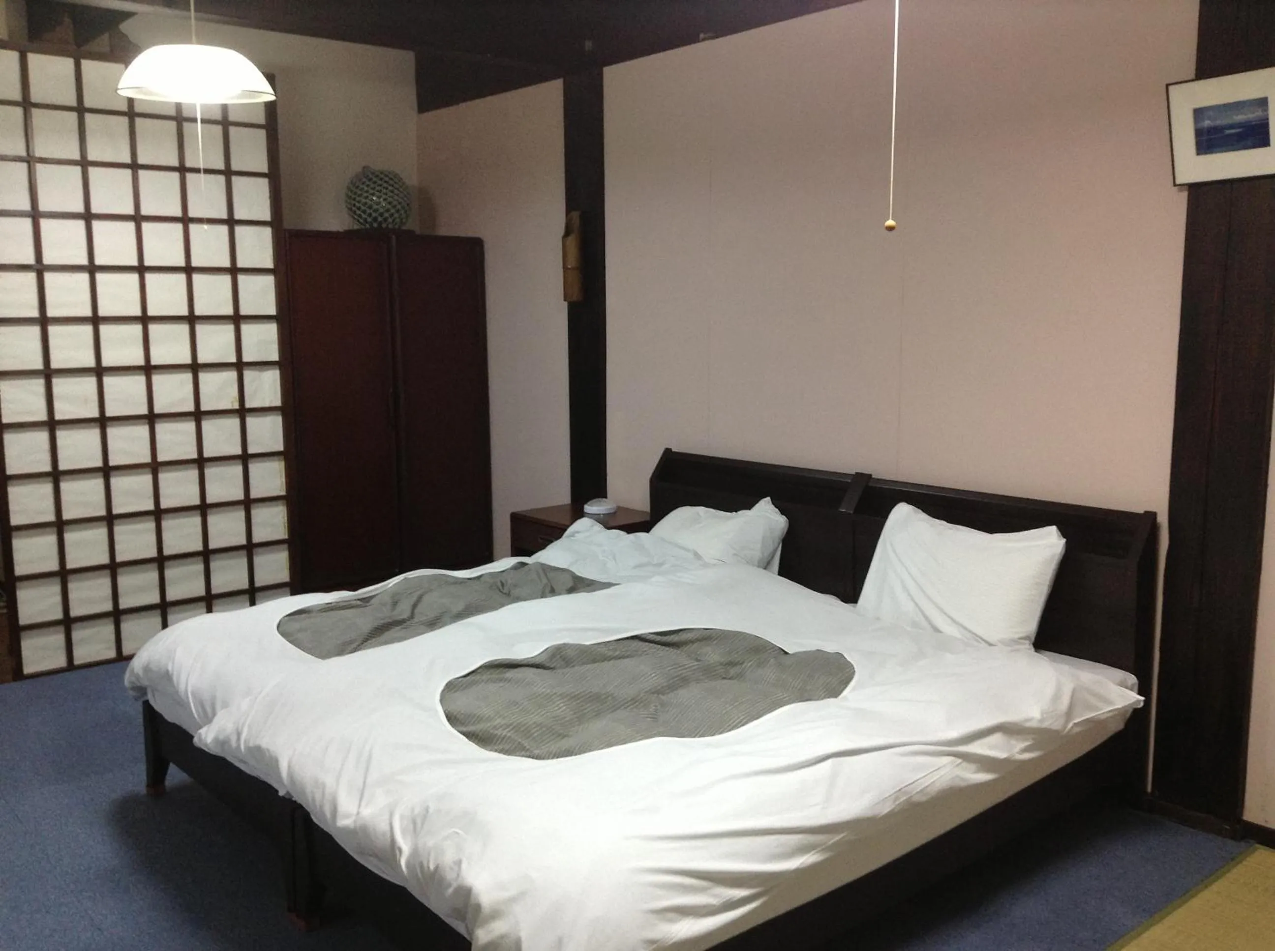 Photo of the whole room, Bed in Kazenooka