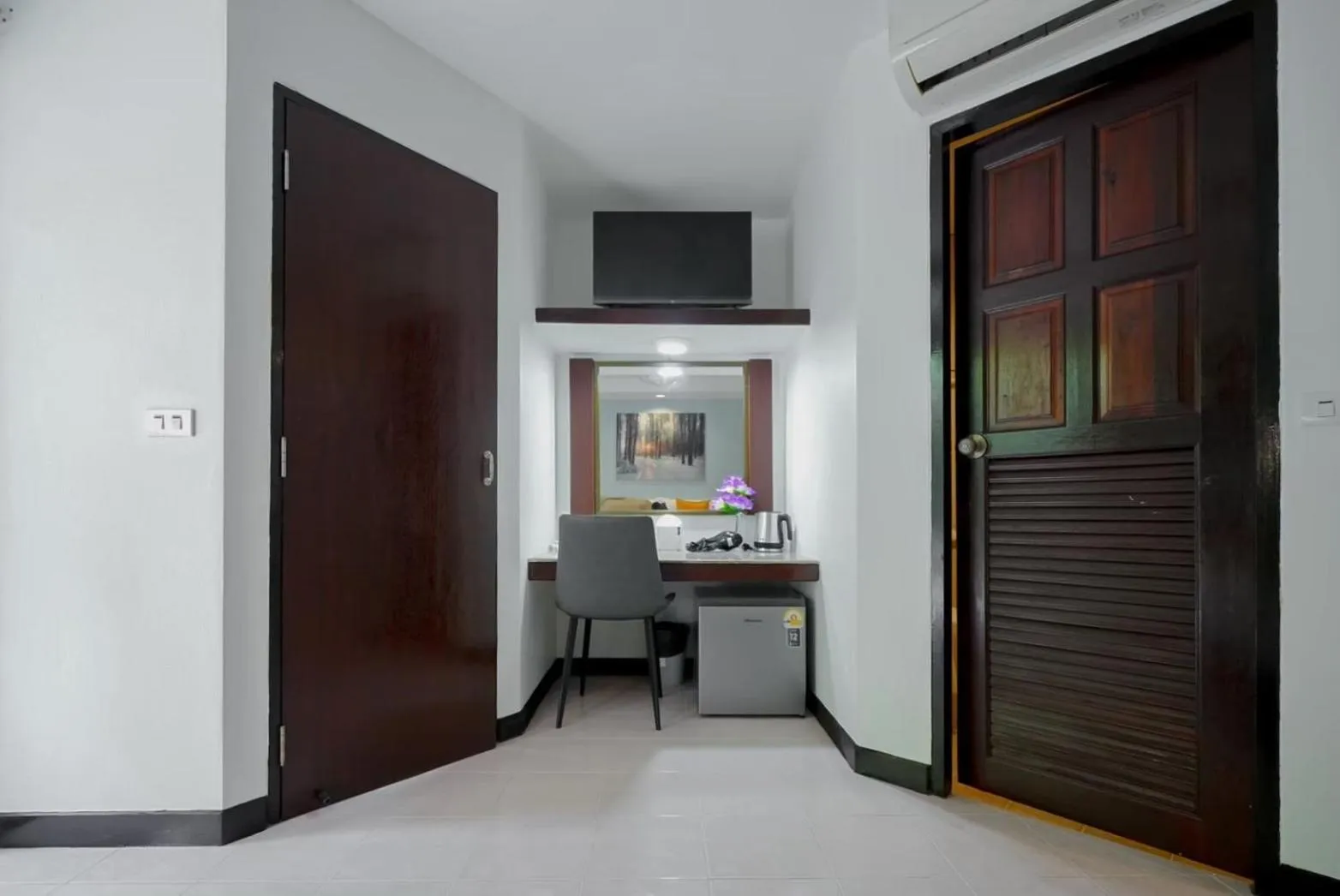 Tri's Miracle Kata Beach Side