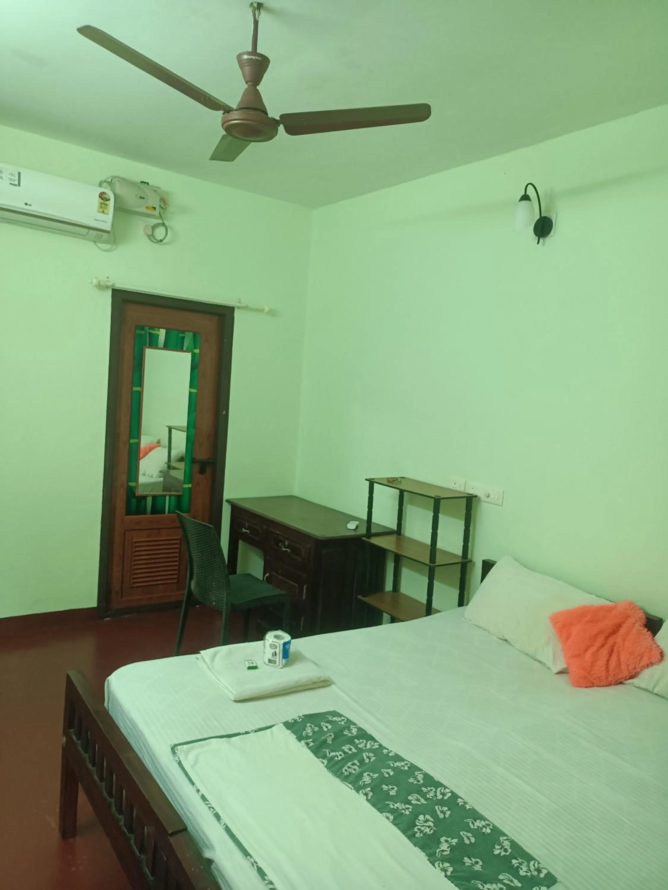 Bed in Angels' homestay Marari