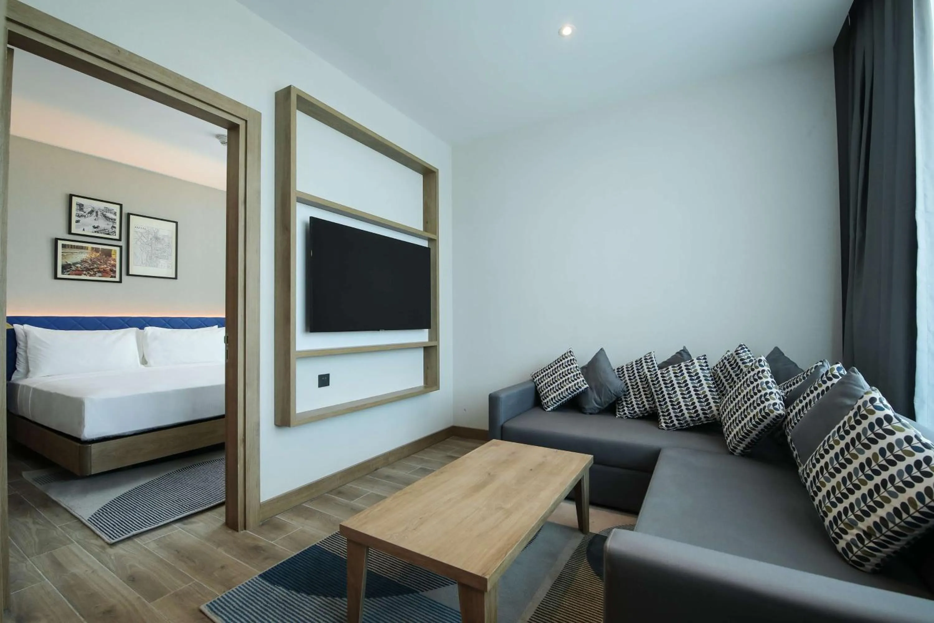 Living room, Bed in Hilton Garden Inn Ankara Cankaya