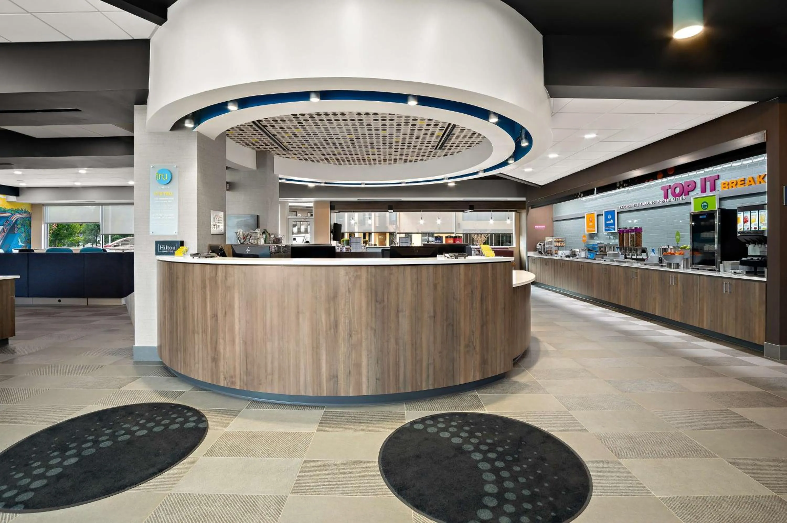 Lobby or reception in Tru By Hilton Santee