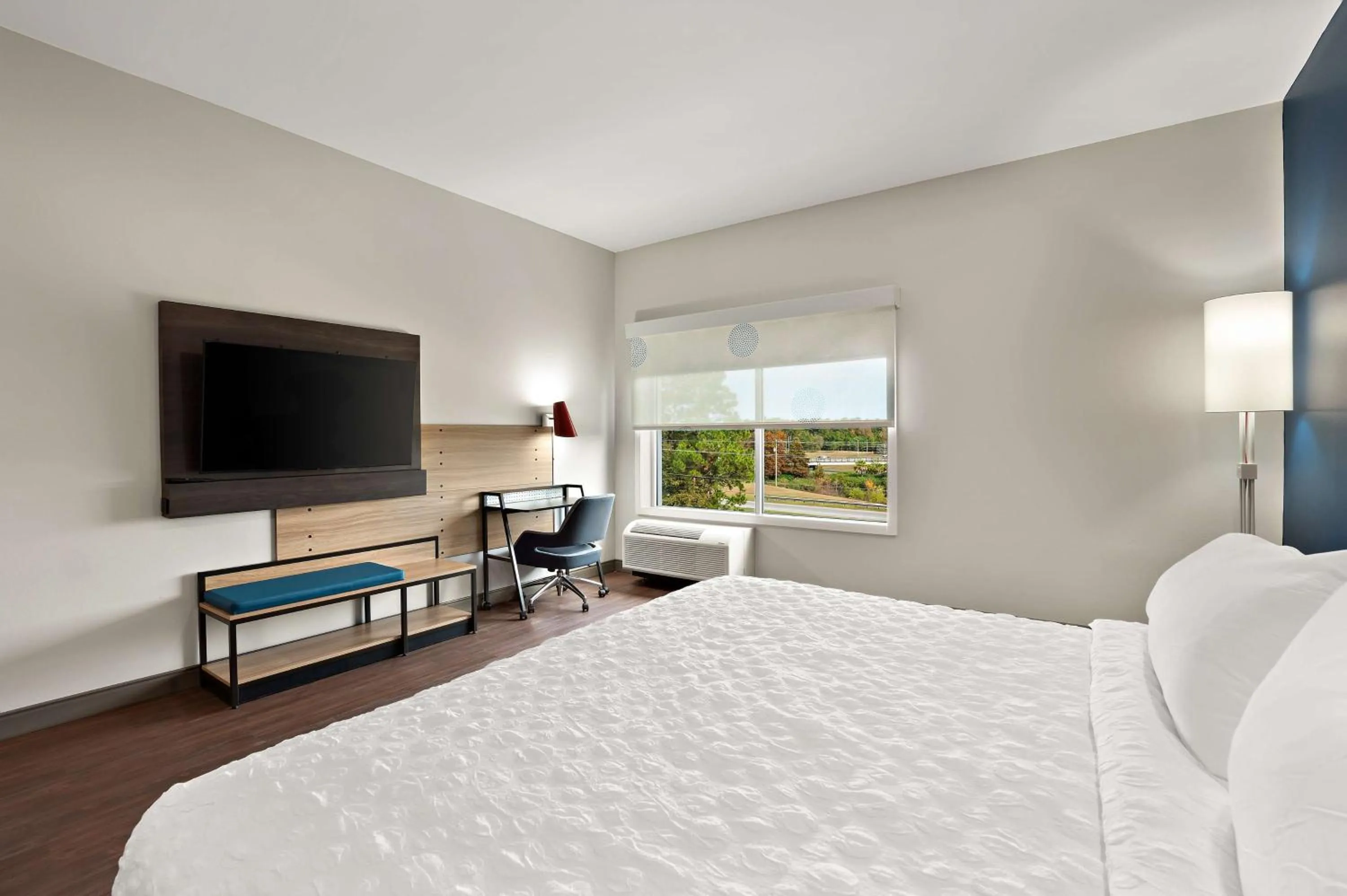 Bedroom, Bed in Tru By Hilton Santee