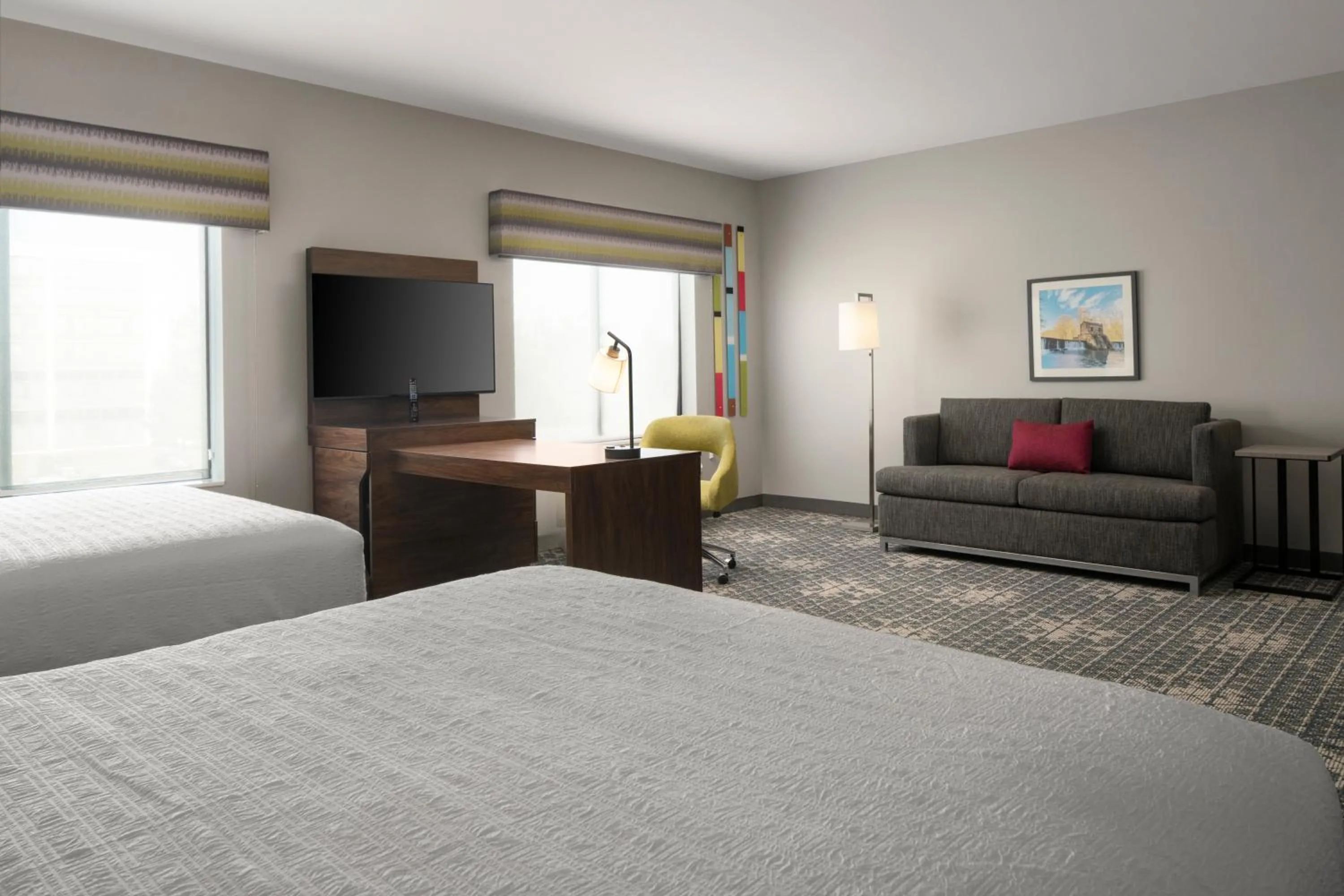 Bed in Hampton Inn & Suites Somerset