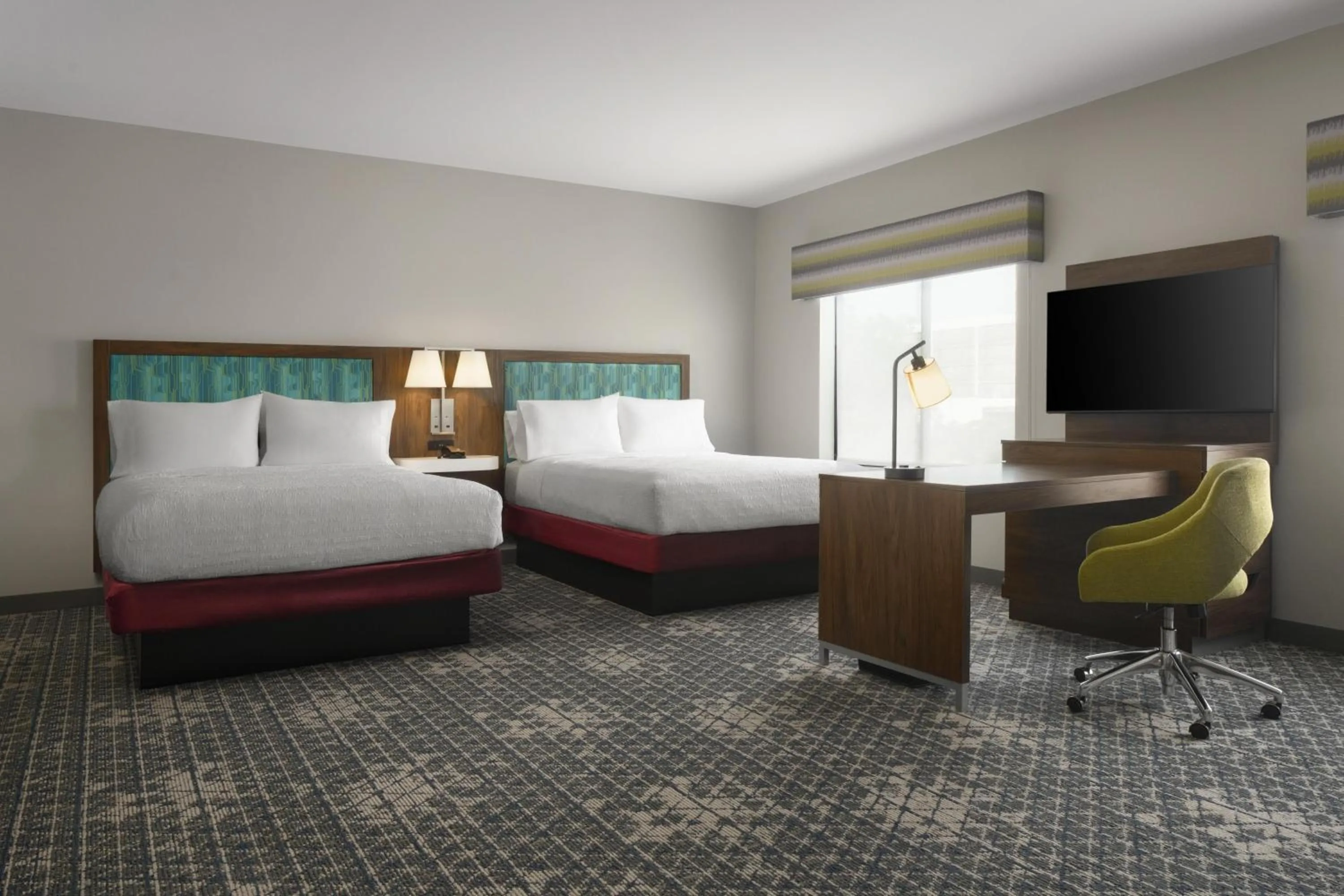 Bed in Hampton Inn & Suites Somerset