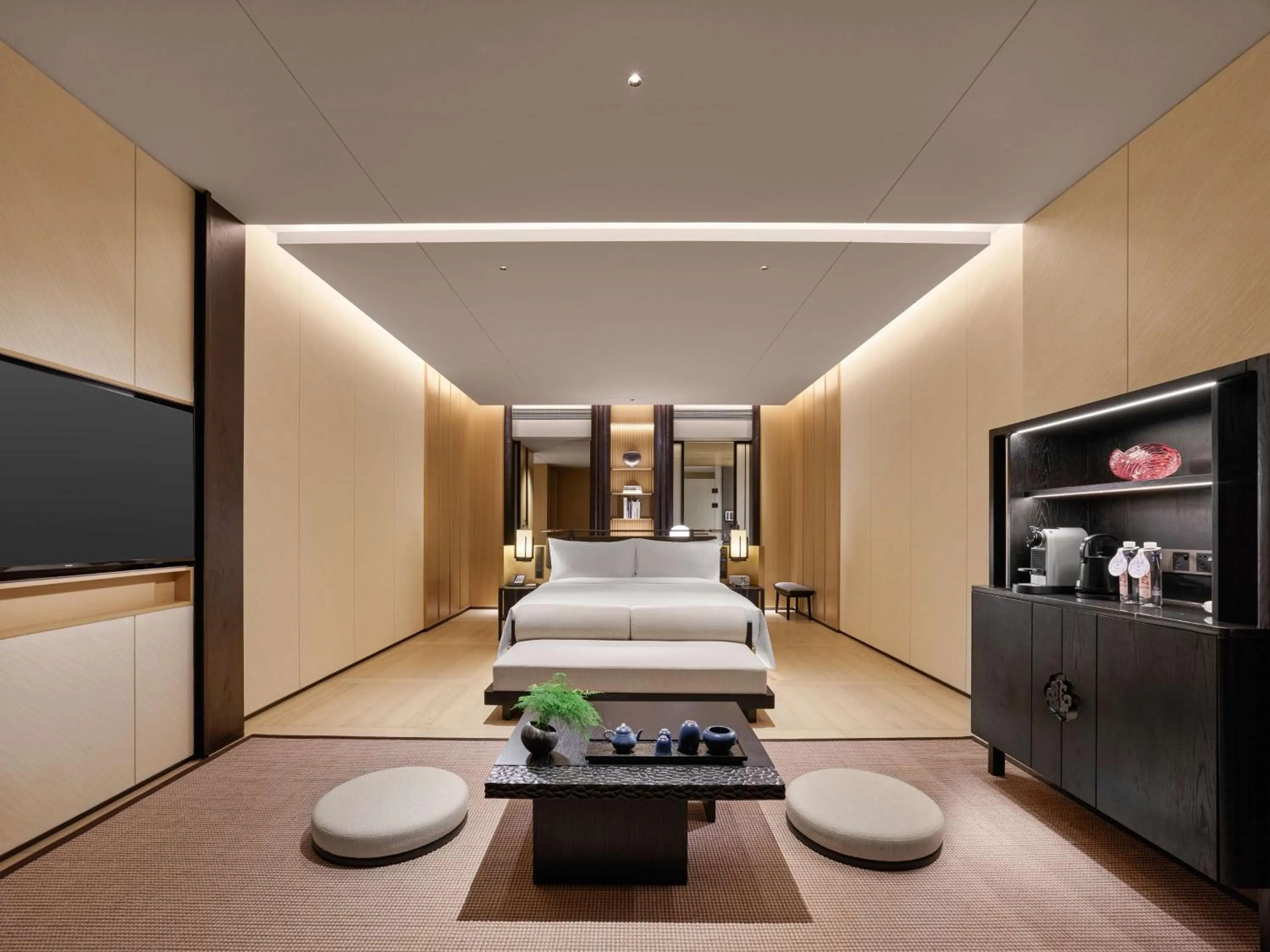 Bed in Hilton Nanjing Niushoushan