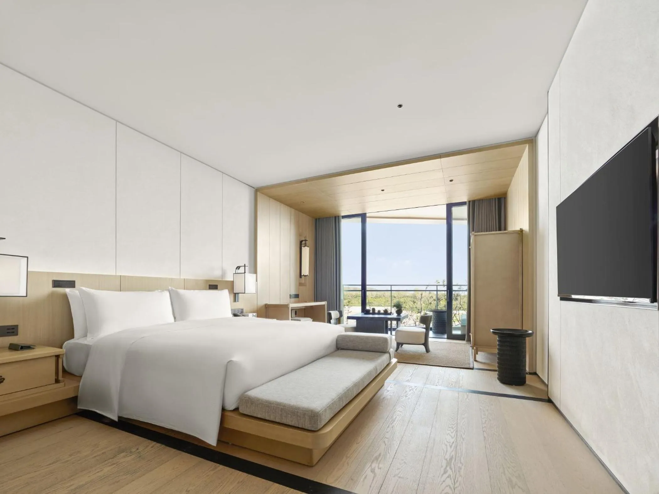 Bedroom, Bed in Hilton Nanjing Niushoushan