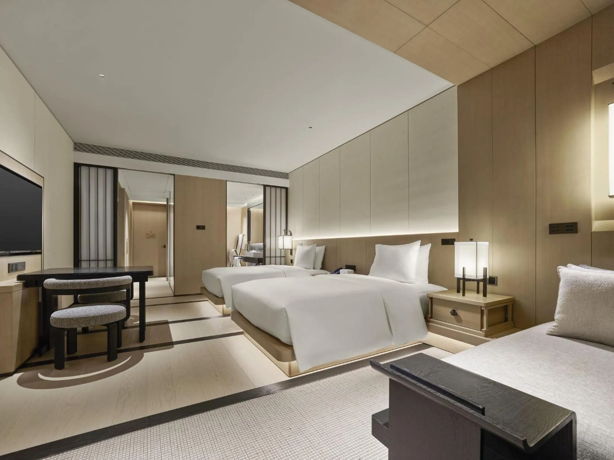 Bedroom, Bed in Hilton Nanjing Niushoushan