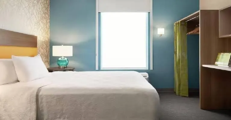 Bed in Home2 Suites By Hilton Pensacola Airport Medical Center