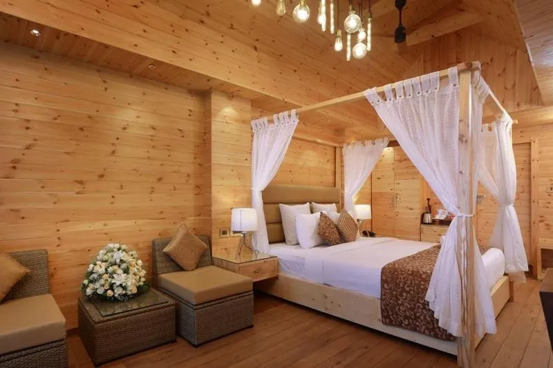 Bed in Maliekal Heritance Cherai Beach Cochin