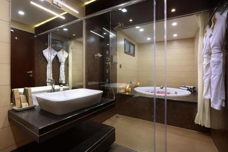 Maliekal Heritance Cherai Beach Cochin