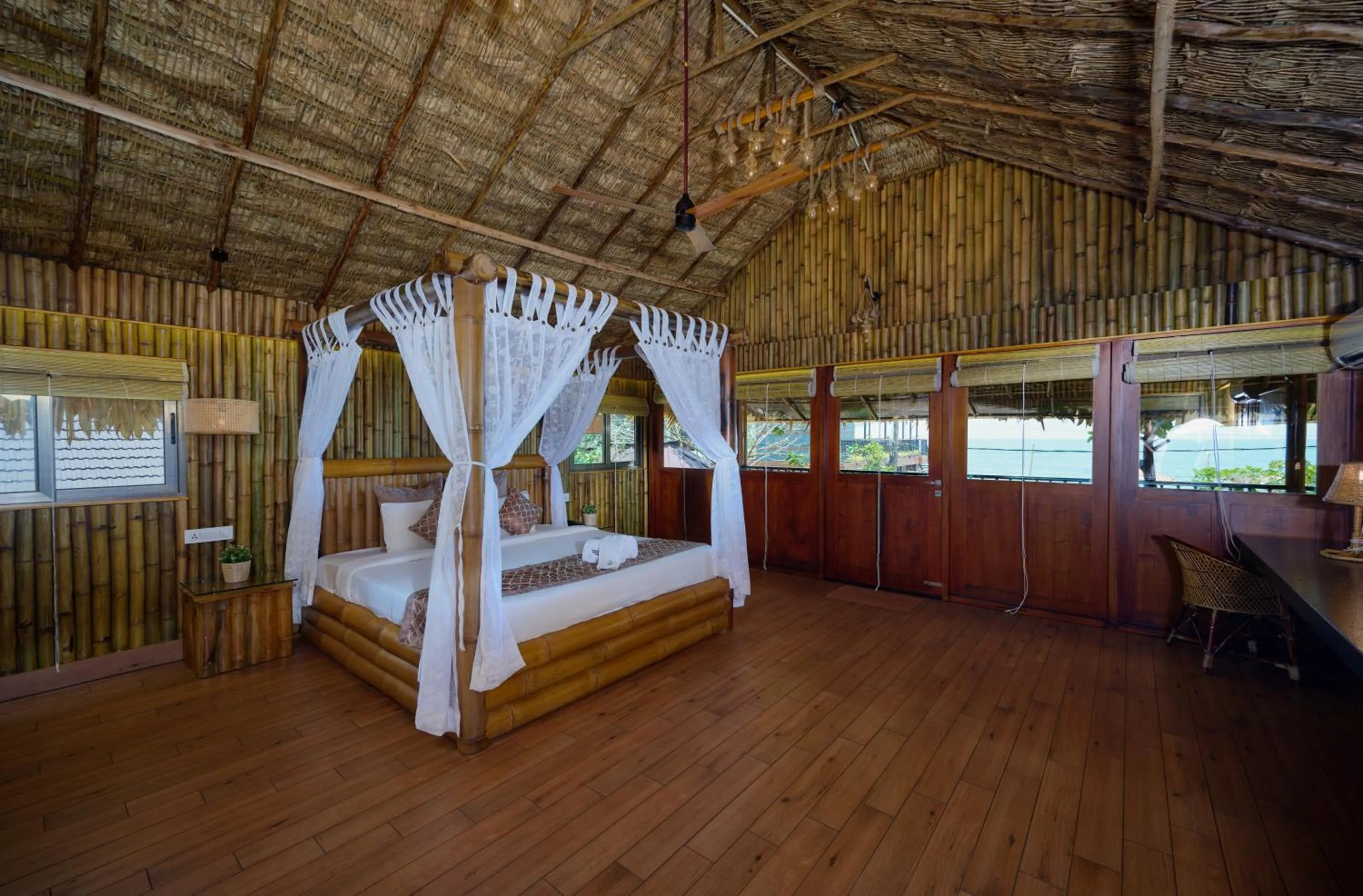 Maliekal Heritance Cherai Beach Cochin