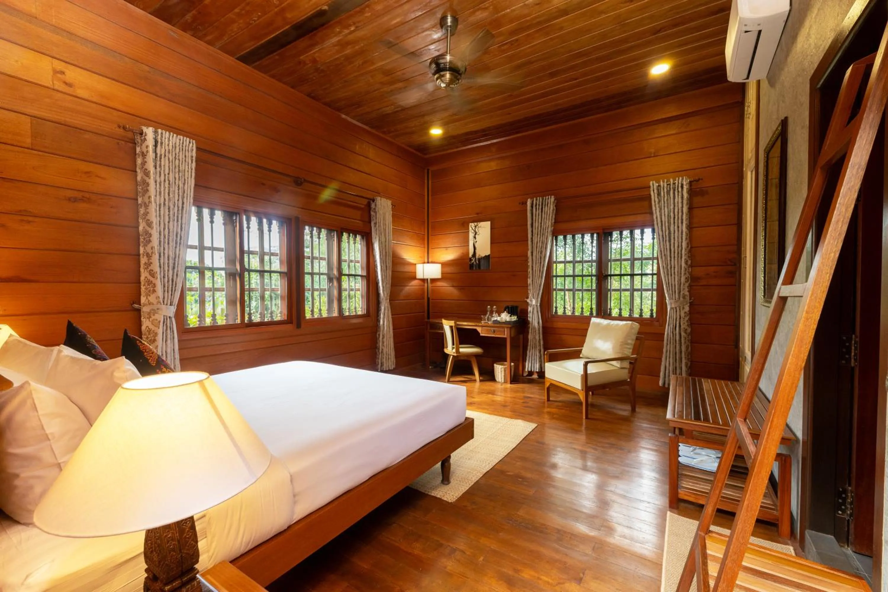 Bed in Atoh's Maison