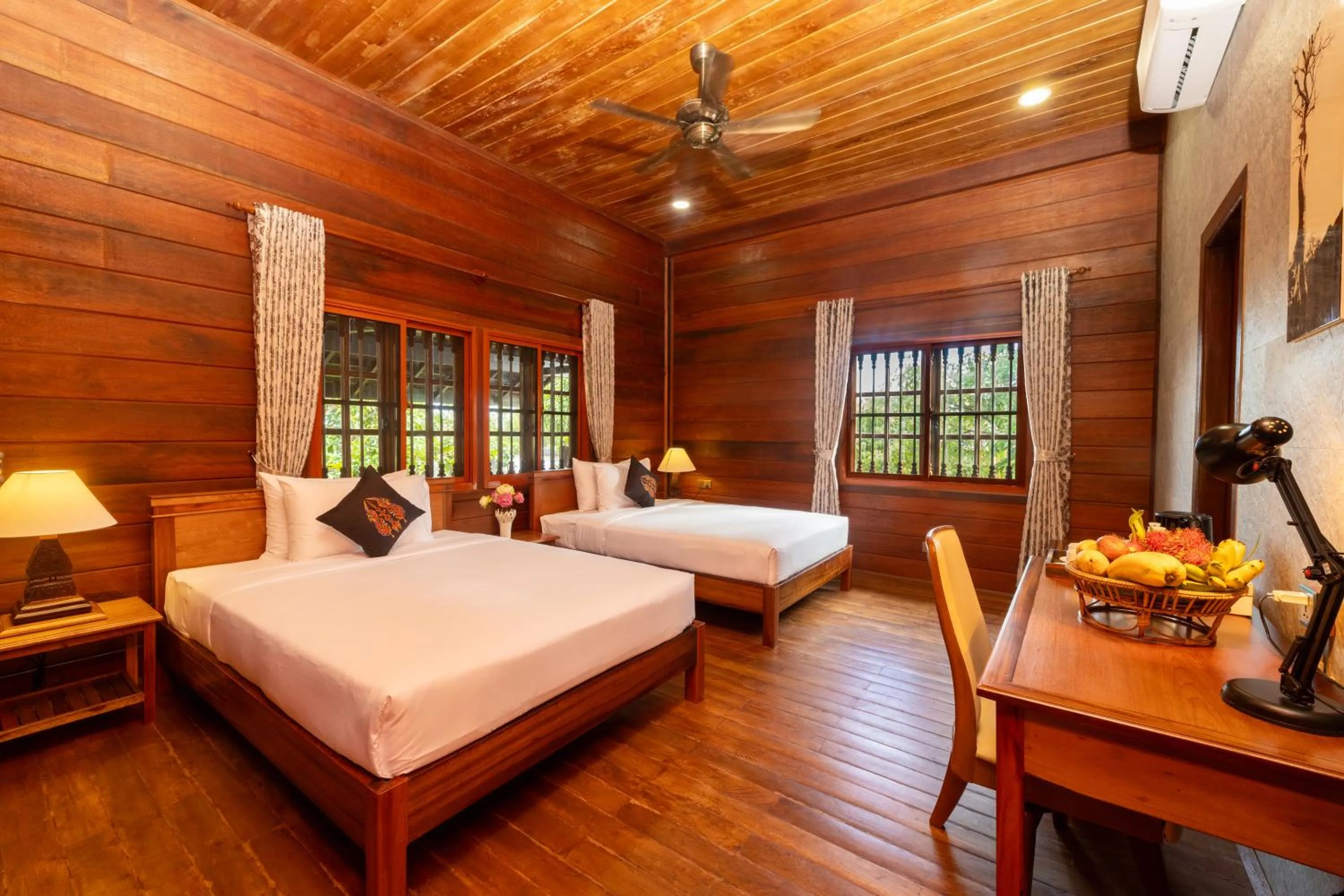 Bedroom, Bed in Atoh's Maison