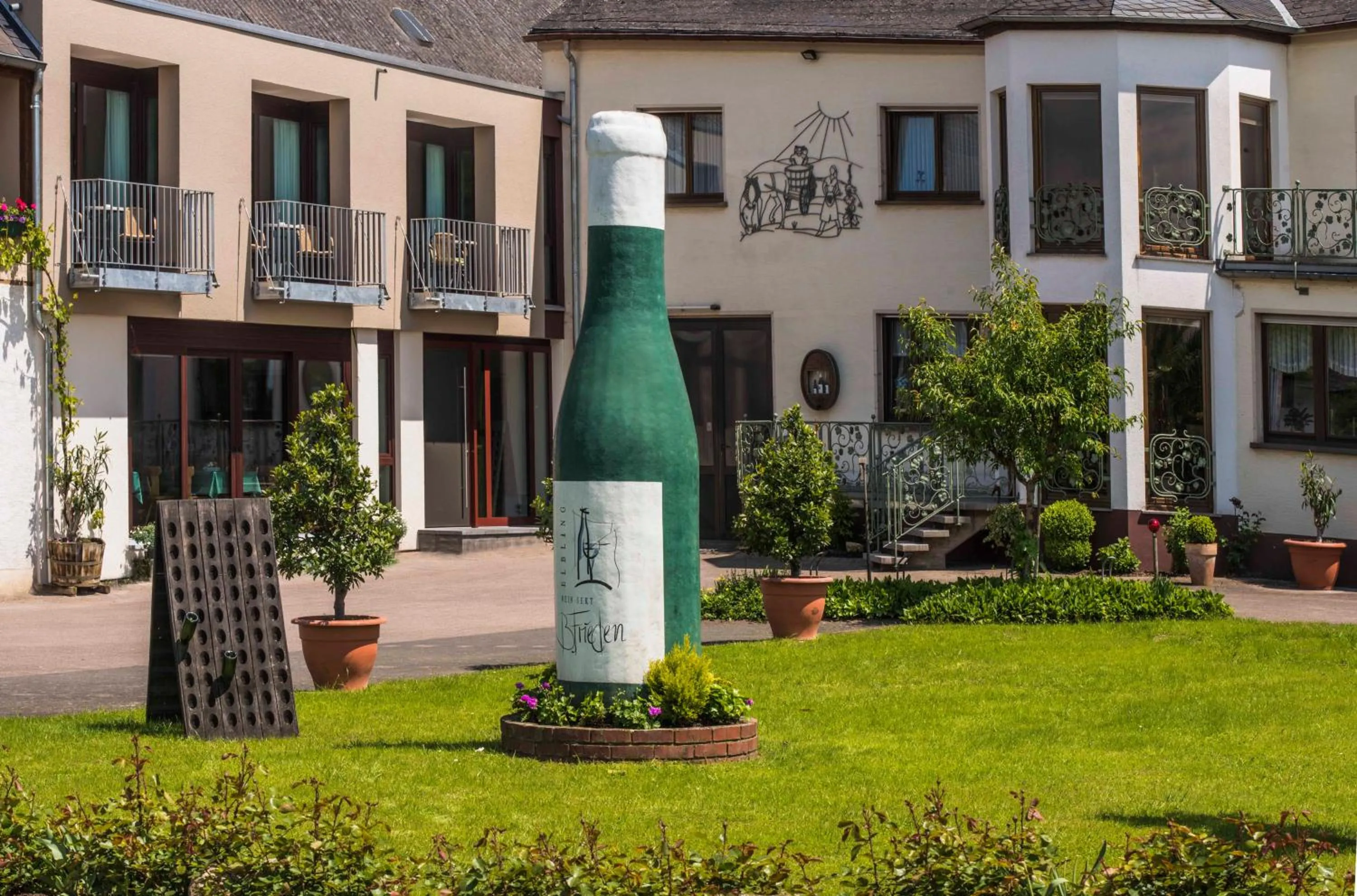 Property building in Gästehaus und Weingut Bernd Frieden