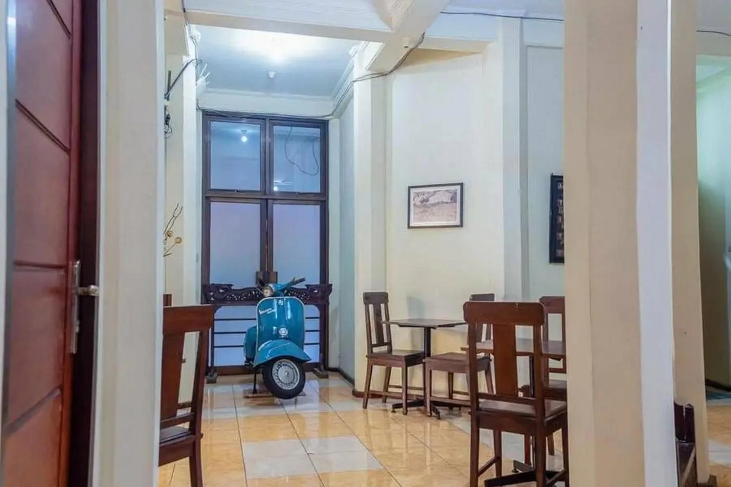 Living room in Graha Ara Homestay Syariah RSUD Dr Soetomo Surabaya Mitra RedDoorz