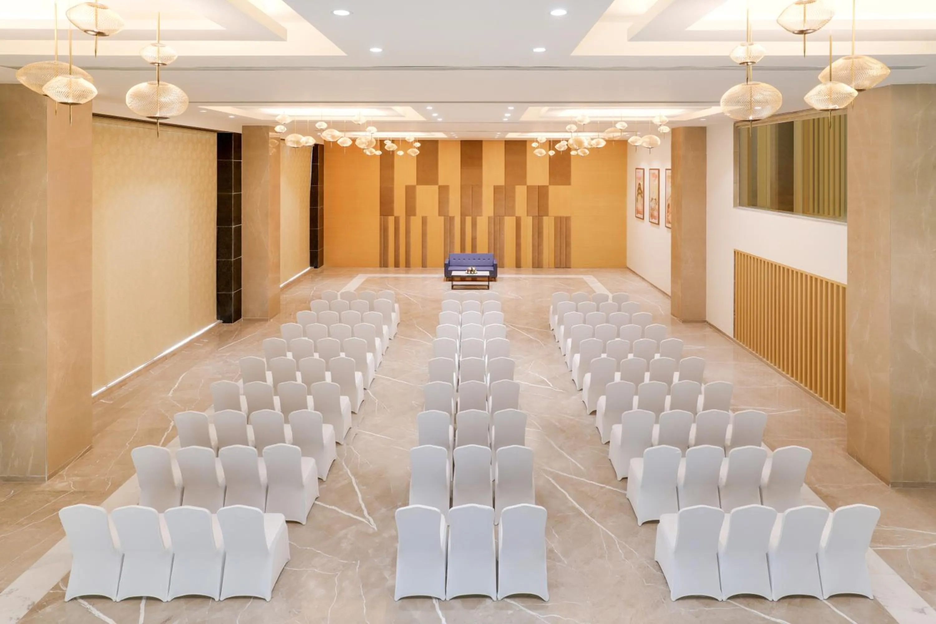 Lemon Tree Hotel Agra