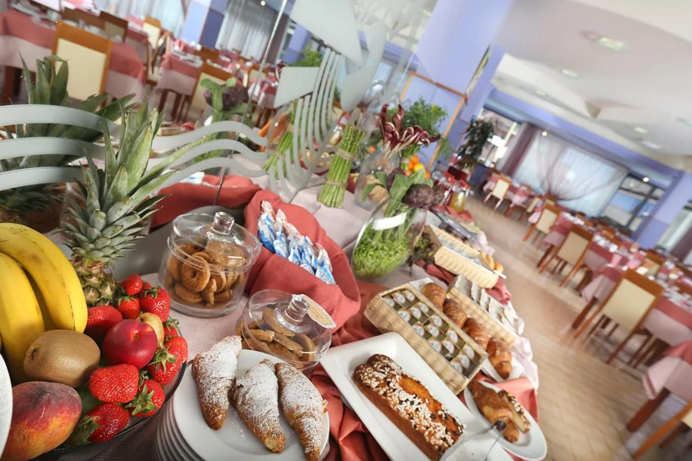 Buffet breakfast in Hotel Marcus