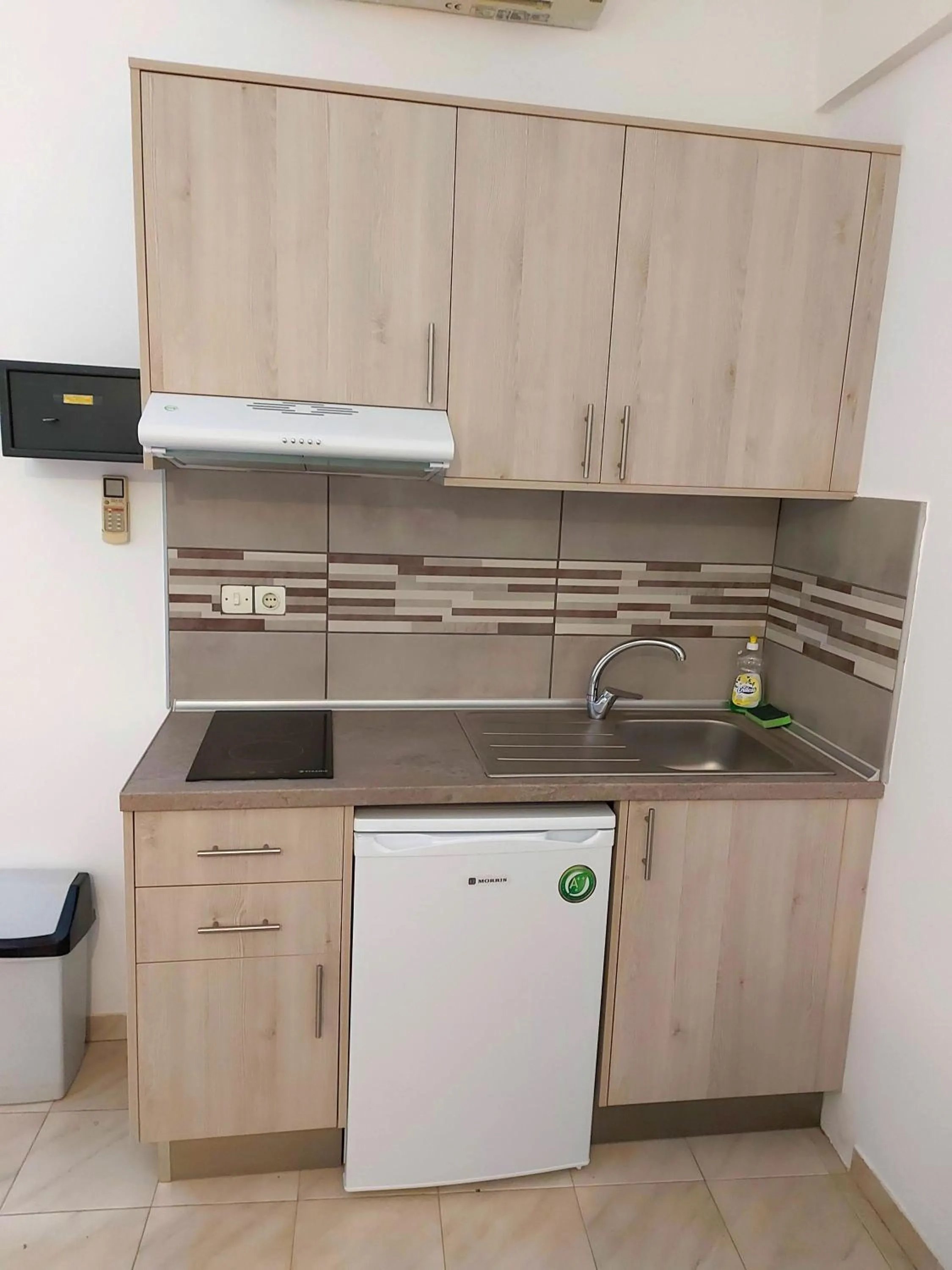 Kitchen or kitchenette in Studios Stavris