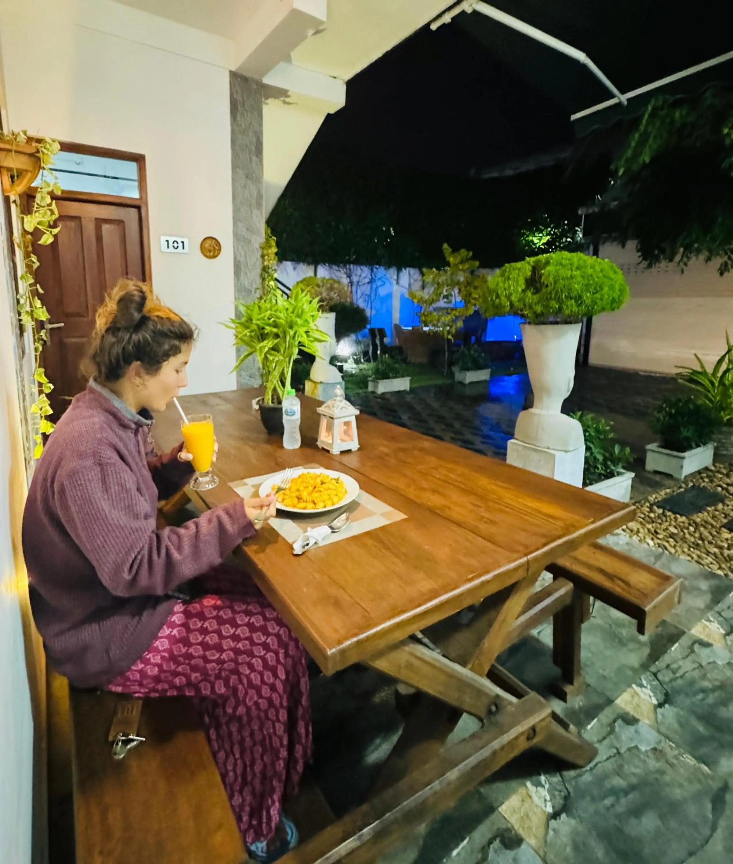 Restaurant/places to eat in Airport J Dream Resort