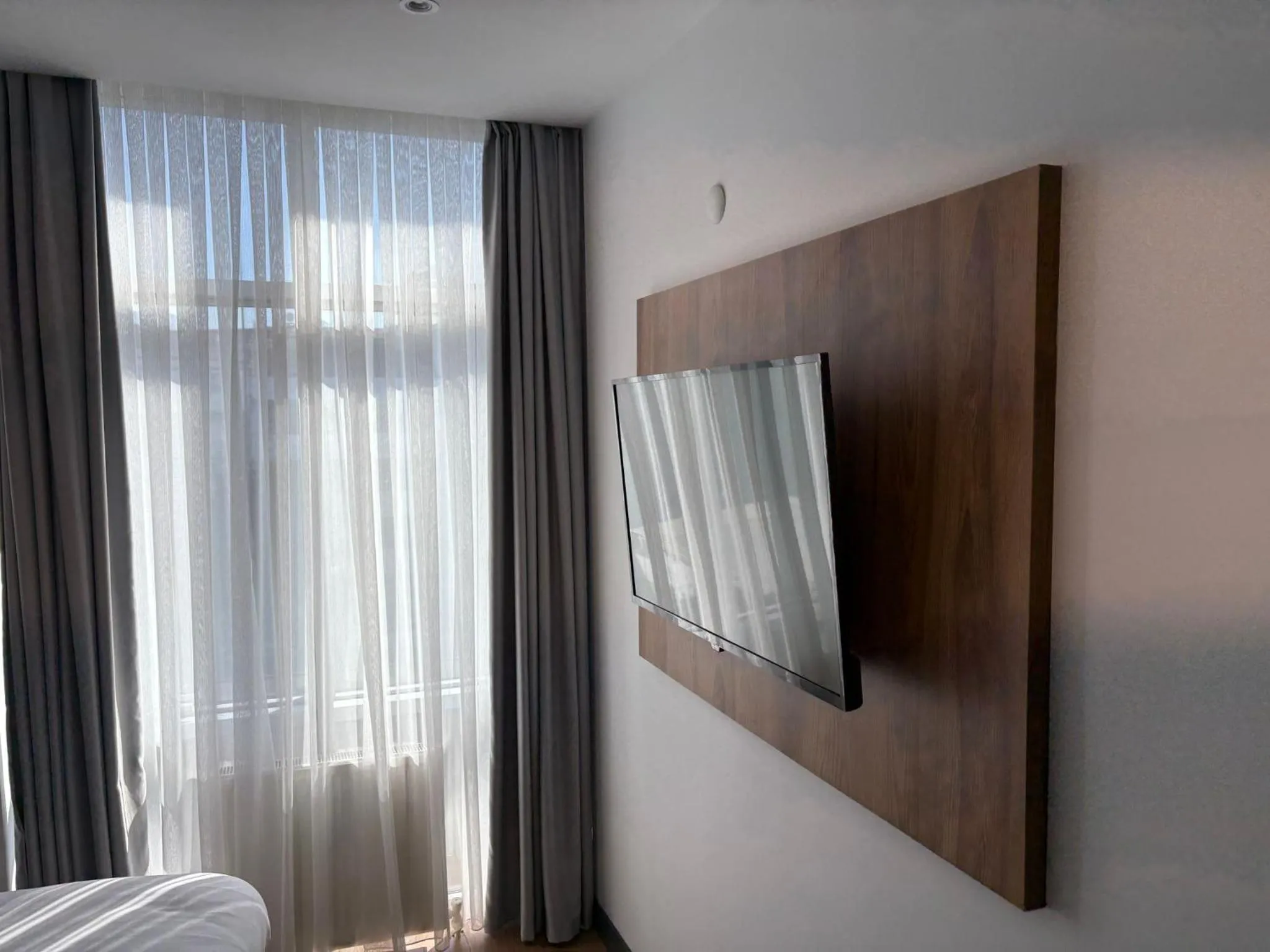 TV and multimedia, Bed in Business Life Hotel Güneşli