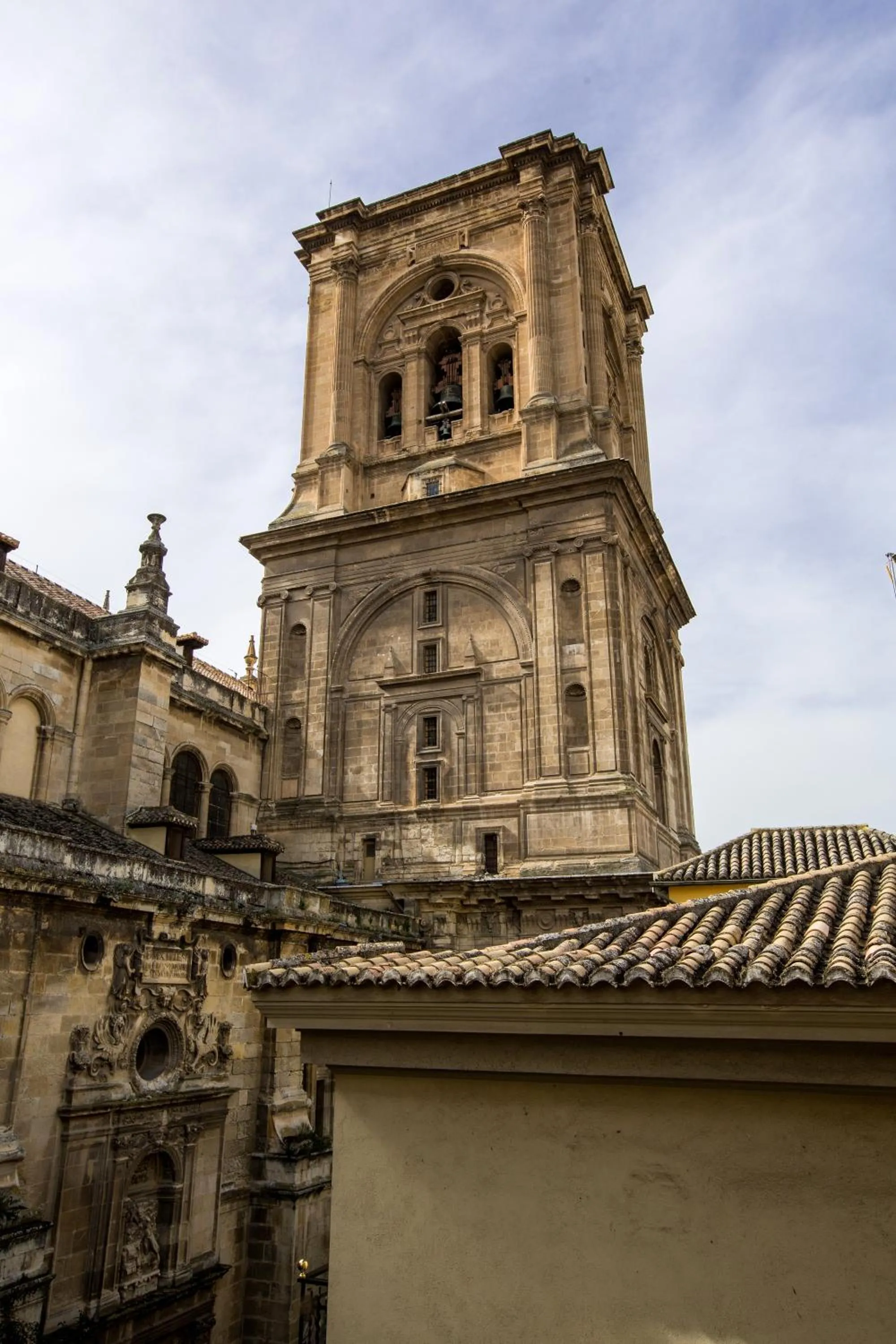 Nearby landmark in Apartamentos Casa de la Lonja