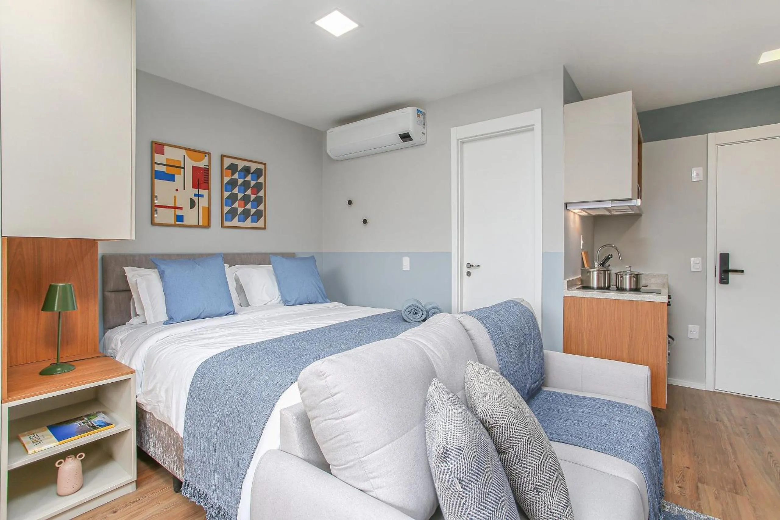 Bed in DSG Itaim by Conviva