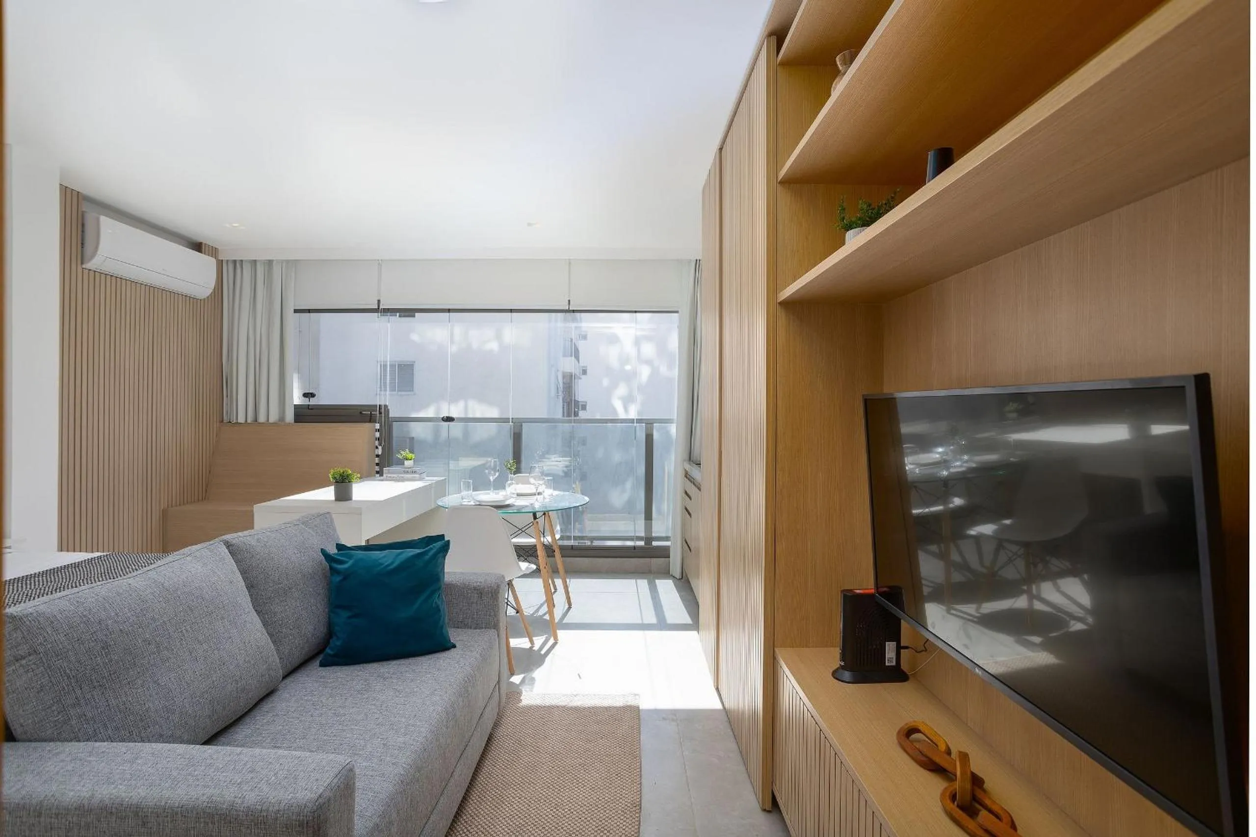 Bedroom in DSG Itaim by Conviva