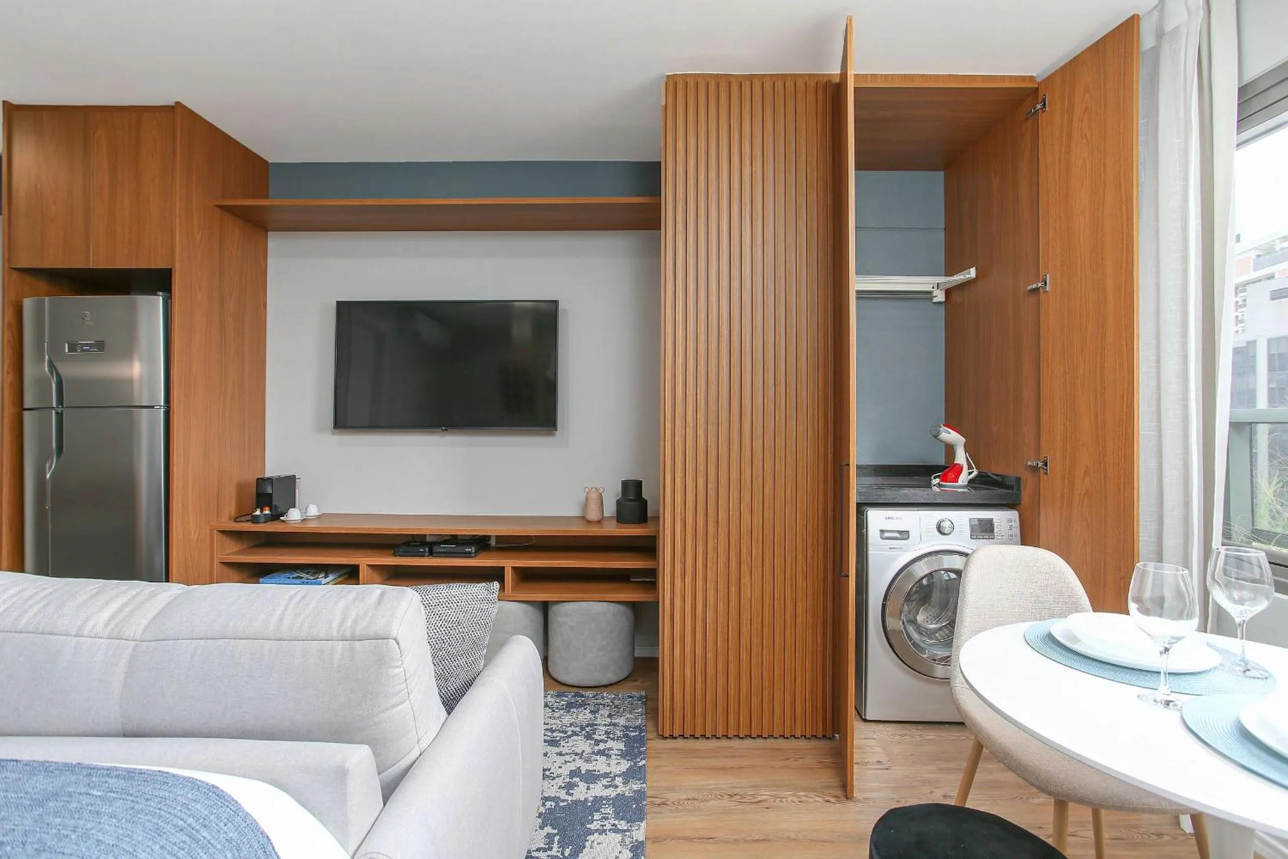 Living room in DSG Itaim by Conviva