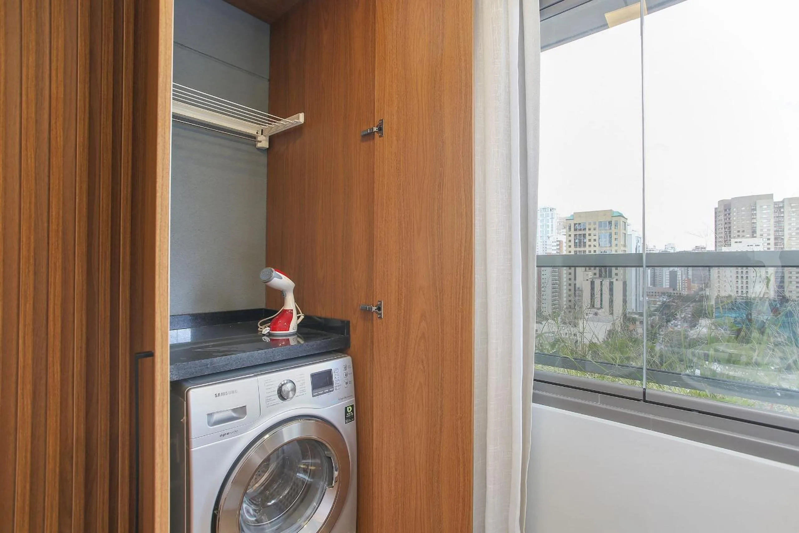 Area and facilities in DSG Itaim by Conviva