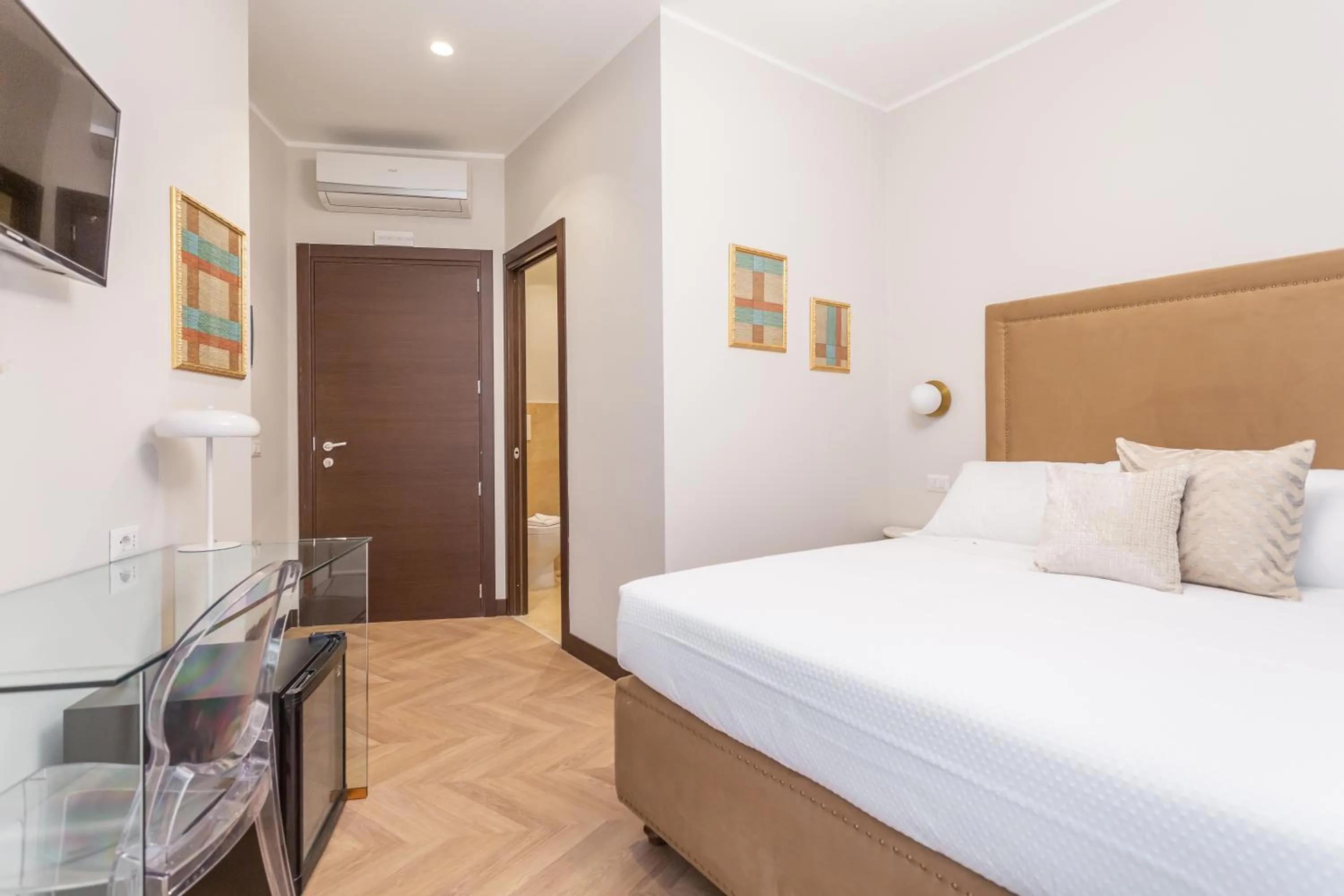 Bed in Daplace - Gran Torino Suites