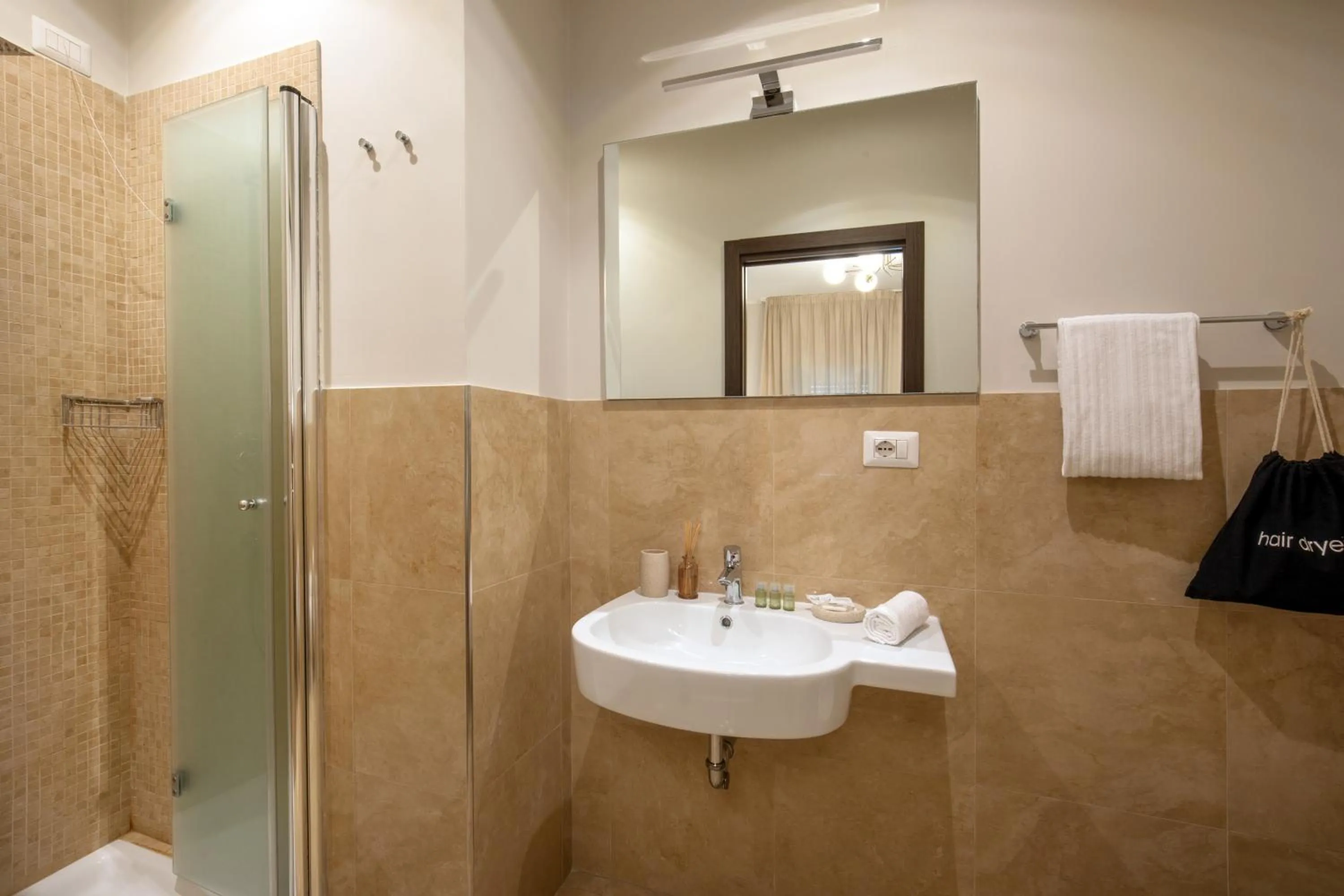 Daplace - Hotel Gran Torino Suites