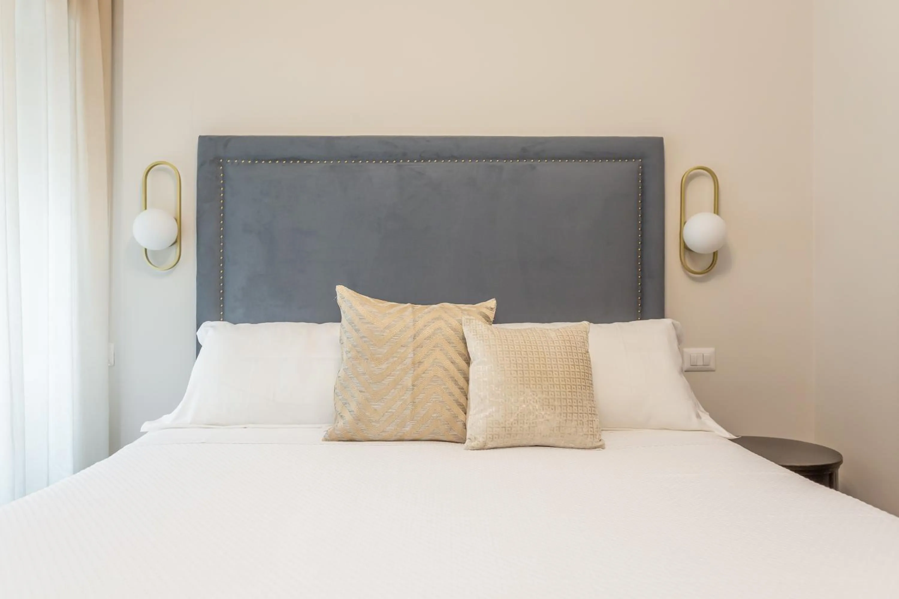 Bed in Daplace - Gran Torino Suites