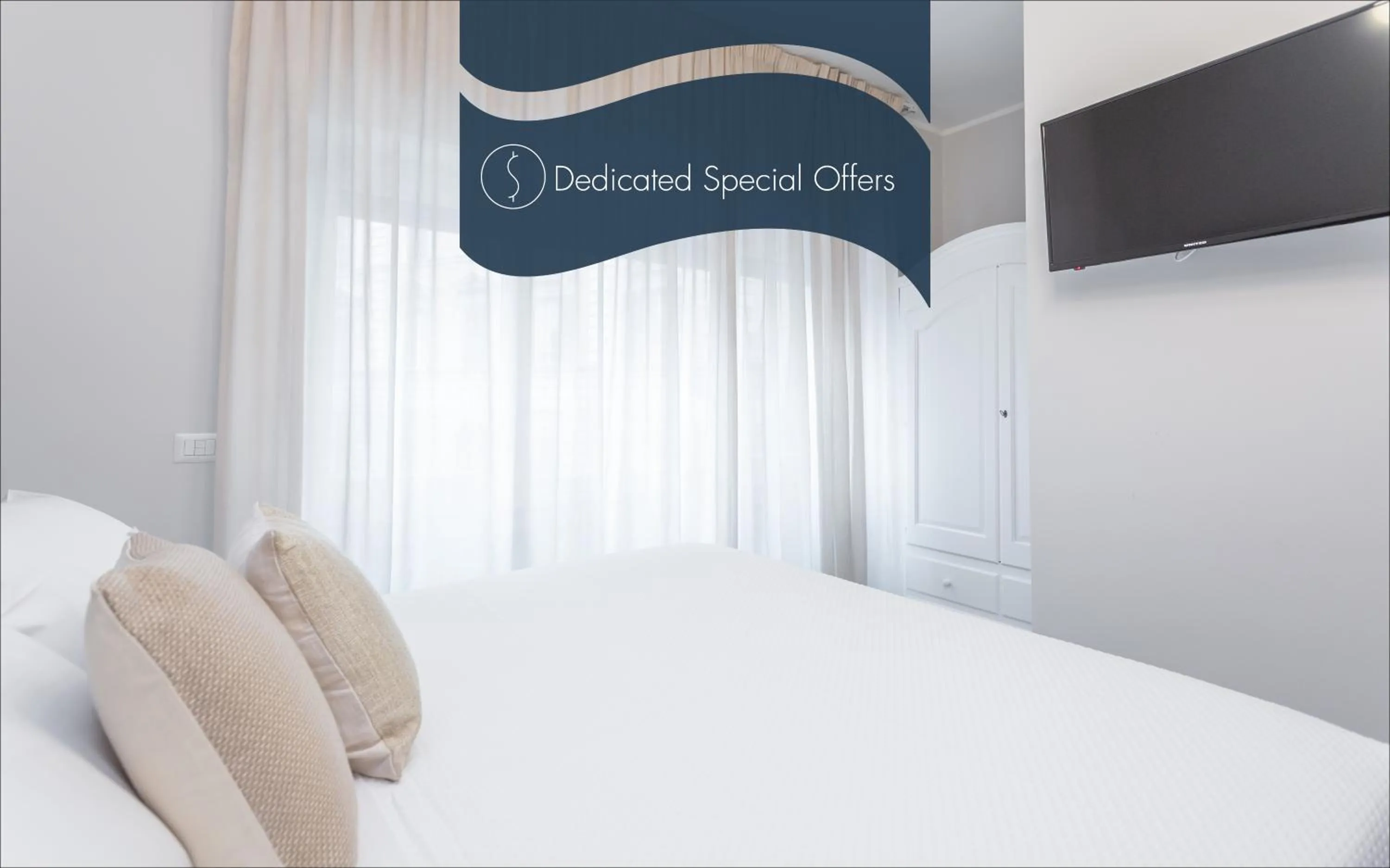 Text overlay, Bed in Daplace - Gran Torino Suites