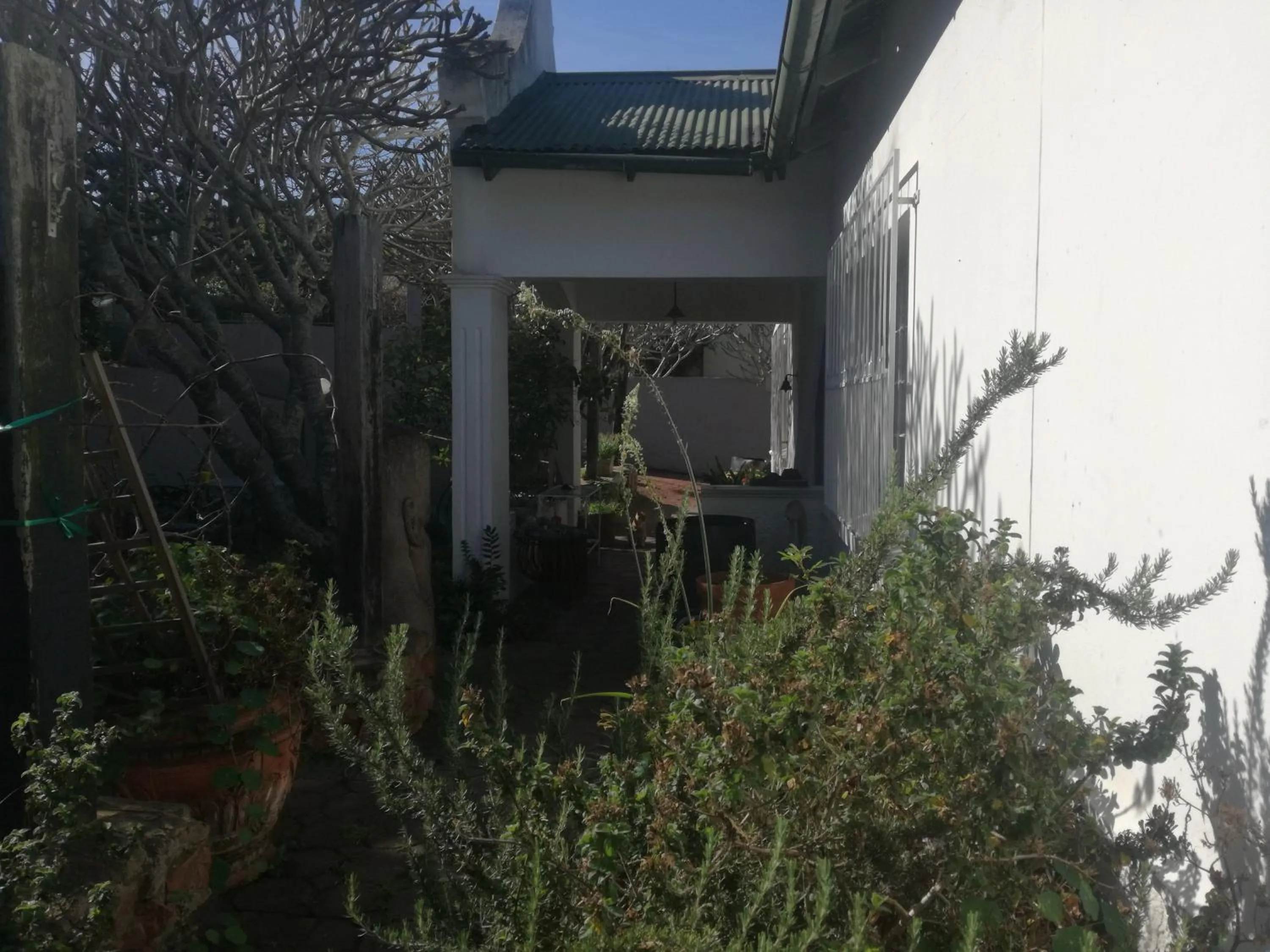 Facade/entrance in Valley Guest House