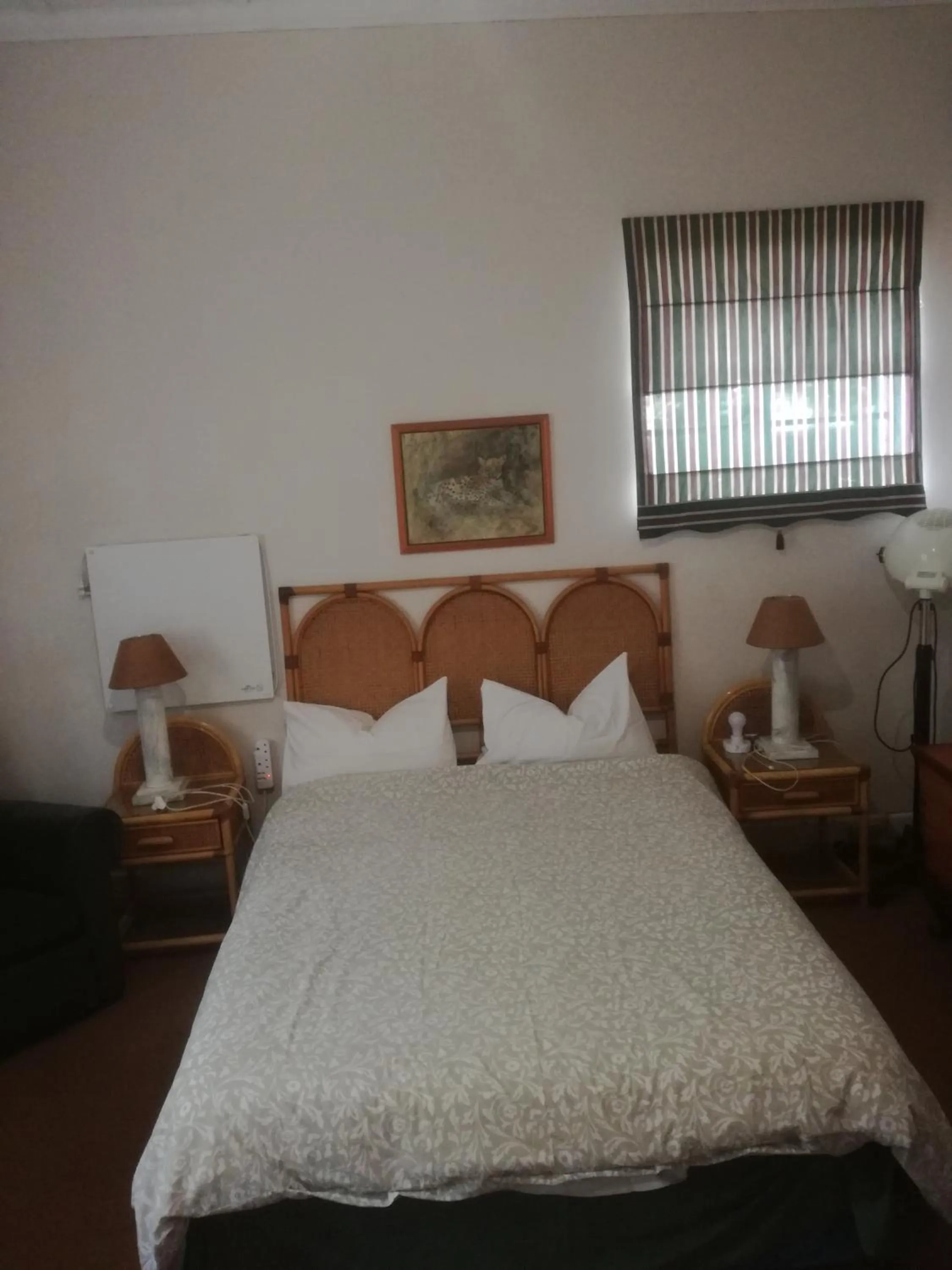 Property building, Bed in Valley Guest House
