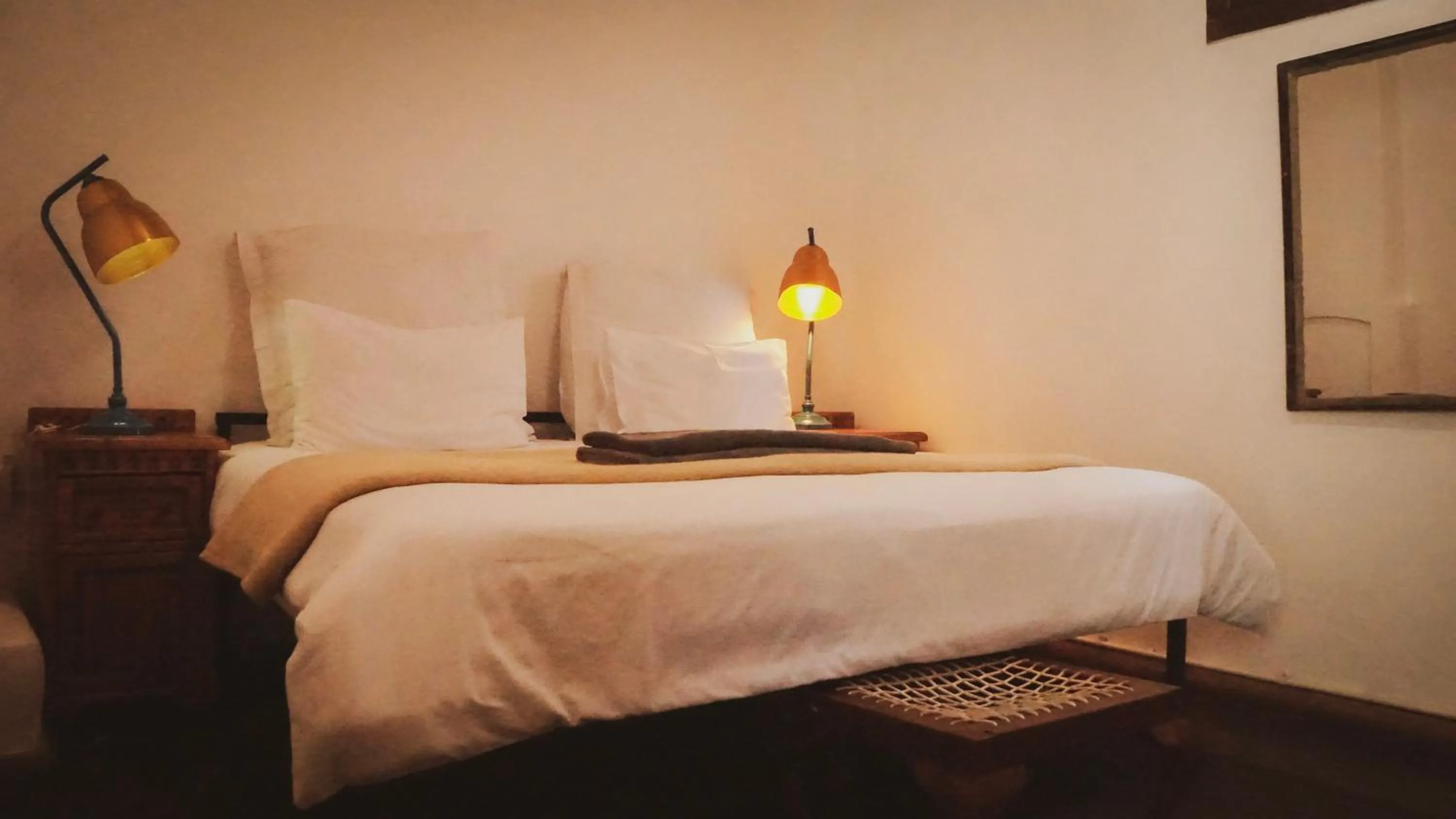 Bedroom, Bed in CURIOCITY Backpackers Johannesburg