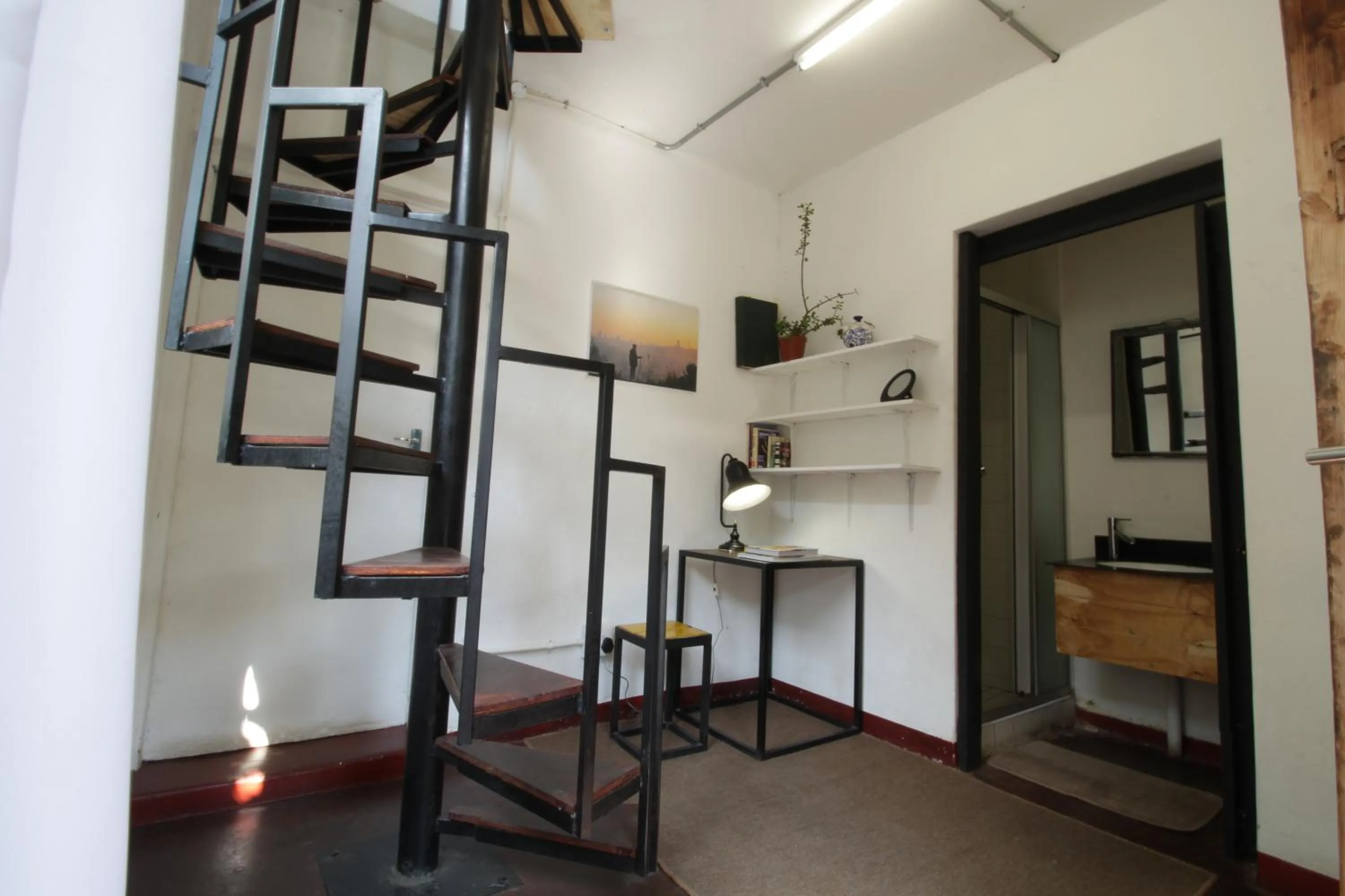 Decorative detail in CURIOCITY Backpackers Johannesburg