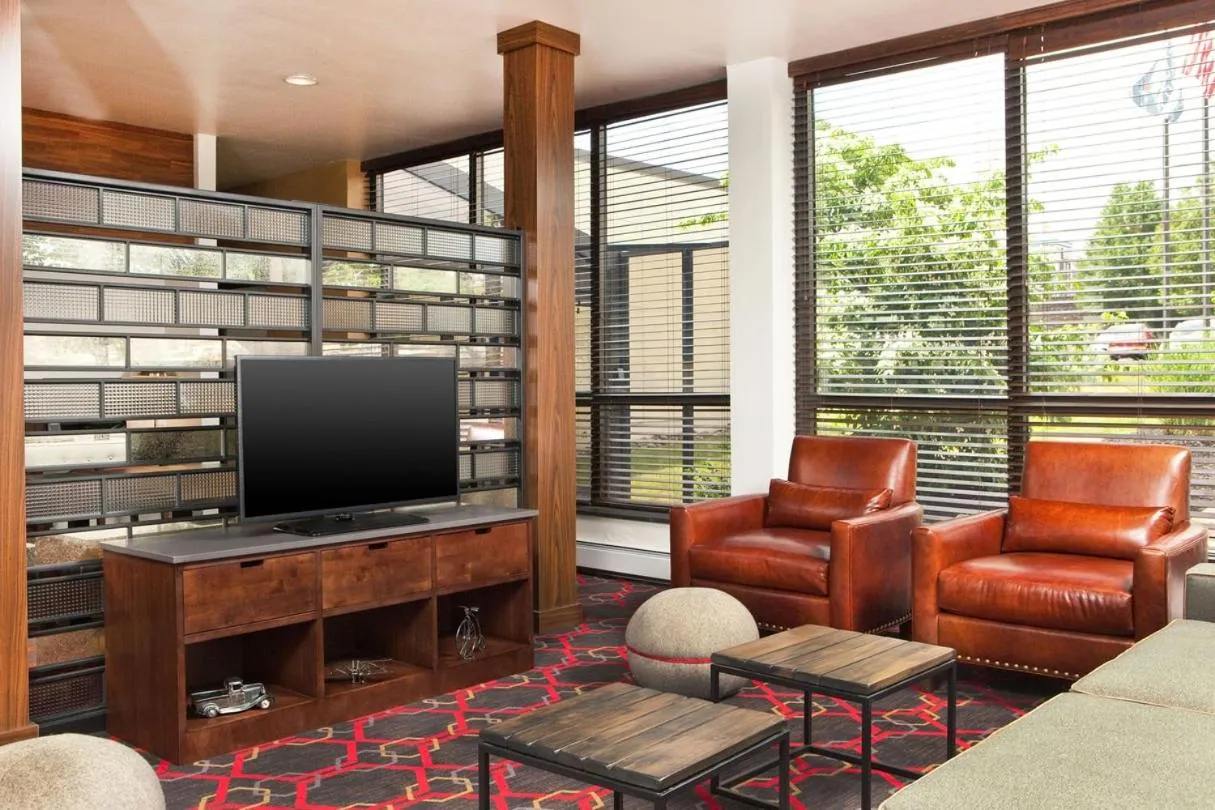 Living room in ANZ Hotels Scranton